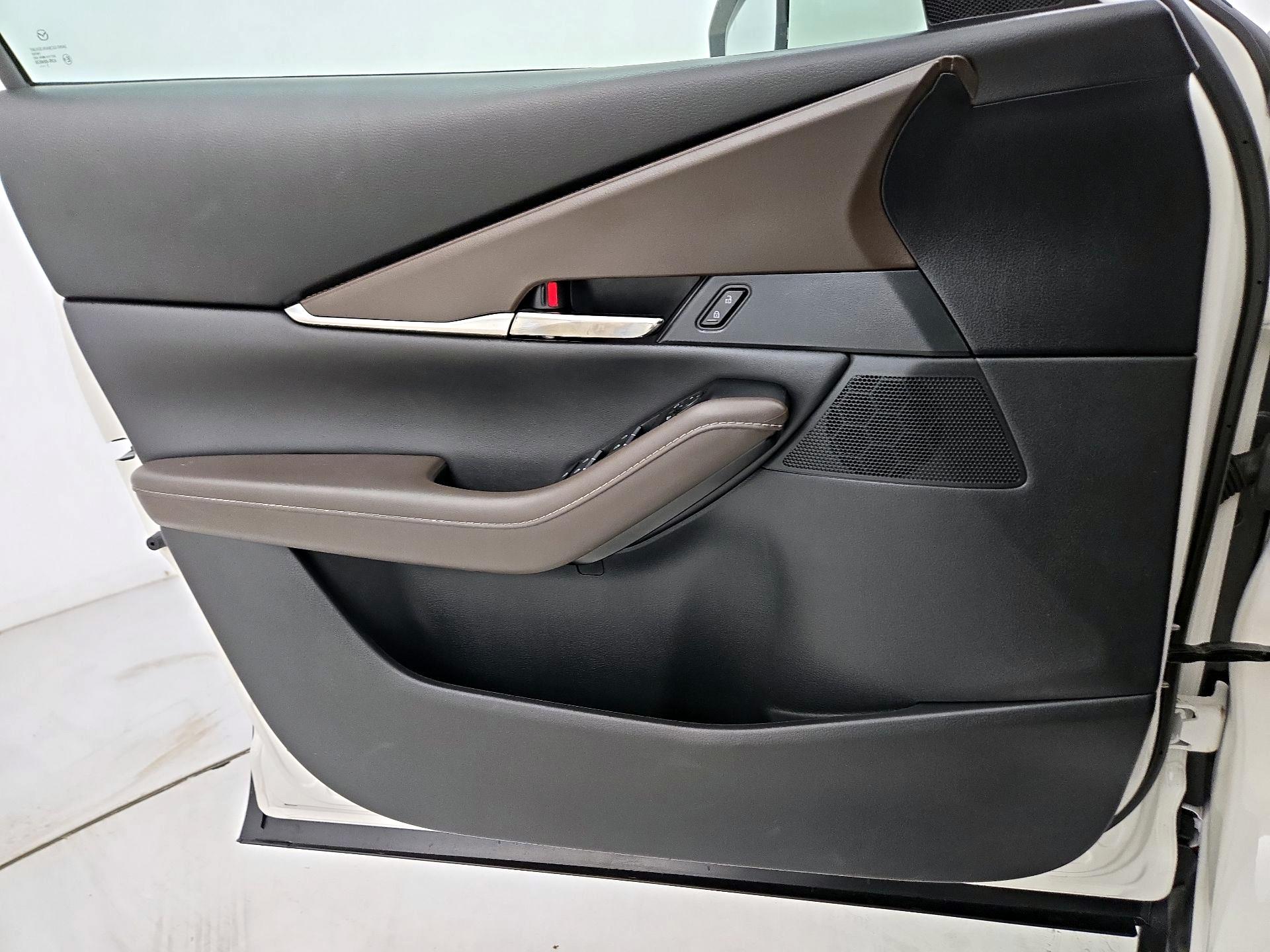 Thumbnail: 2022 Mazda CX-30 - 12