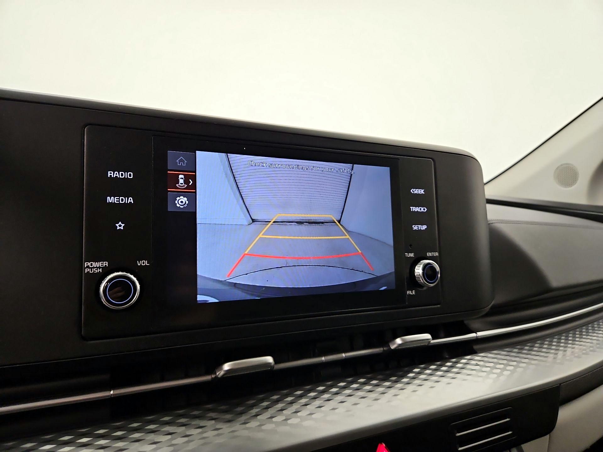 Thumbnail: 2024 Kia Carnival - 14