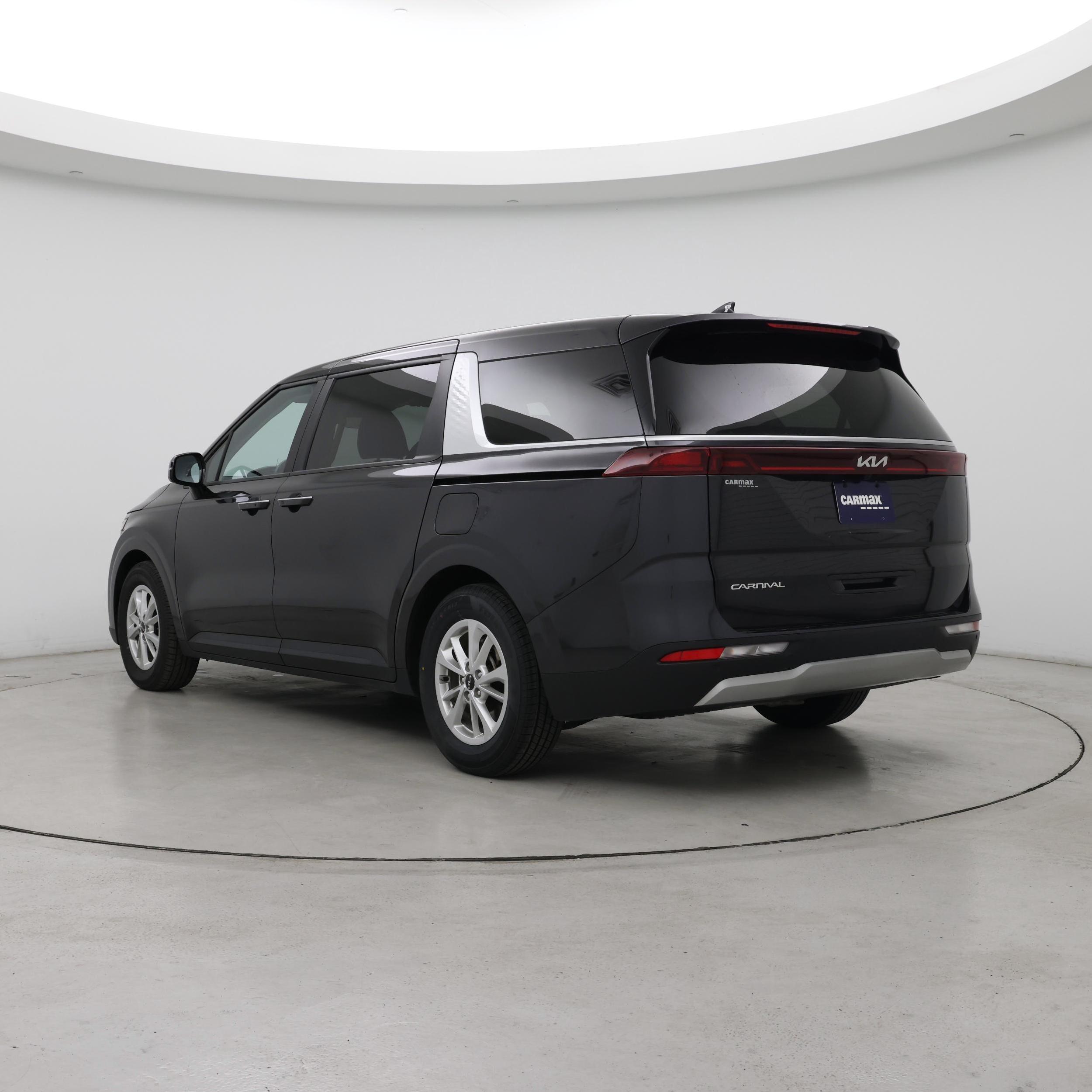 Thumbnail: 2024 Kia Carnival - 2