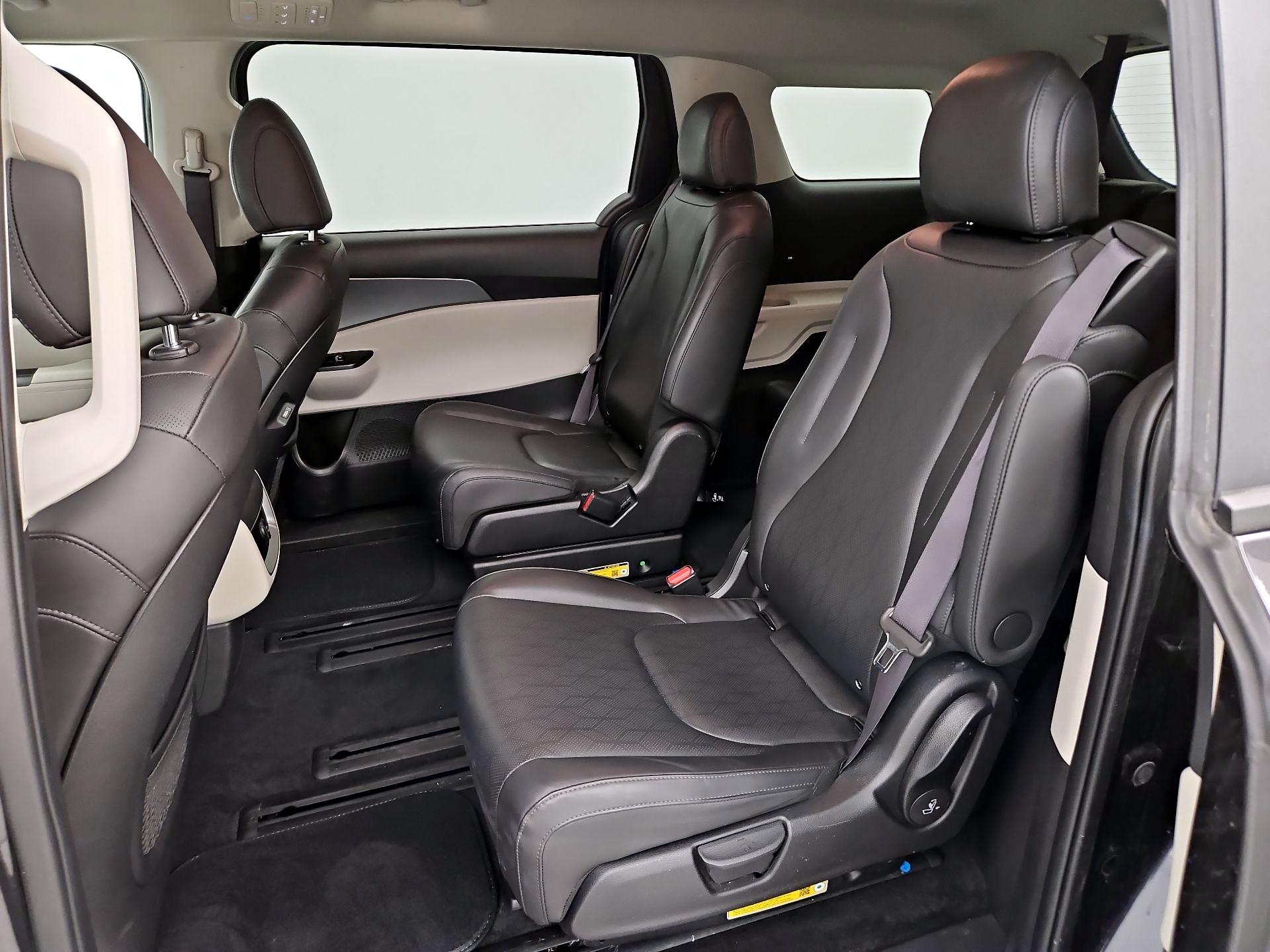 Thumbnail: 2024 Kia Carnival - 19