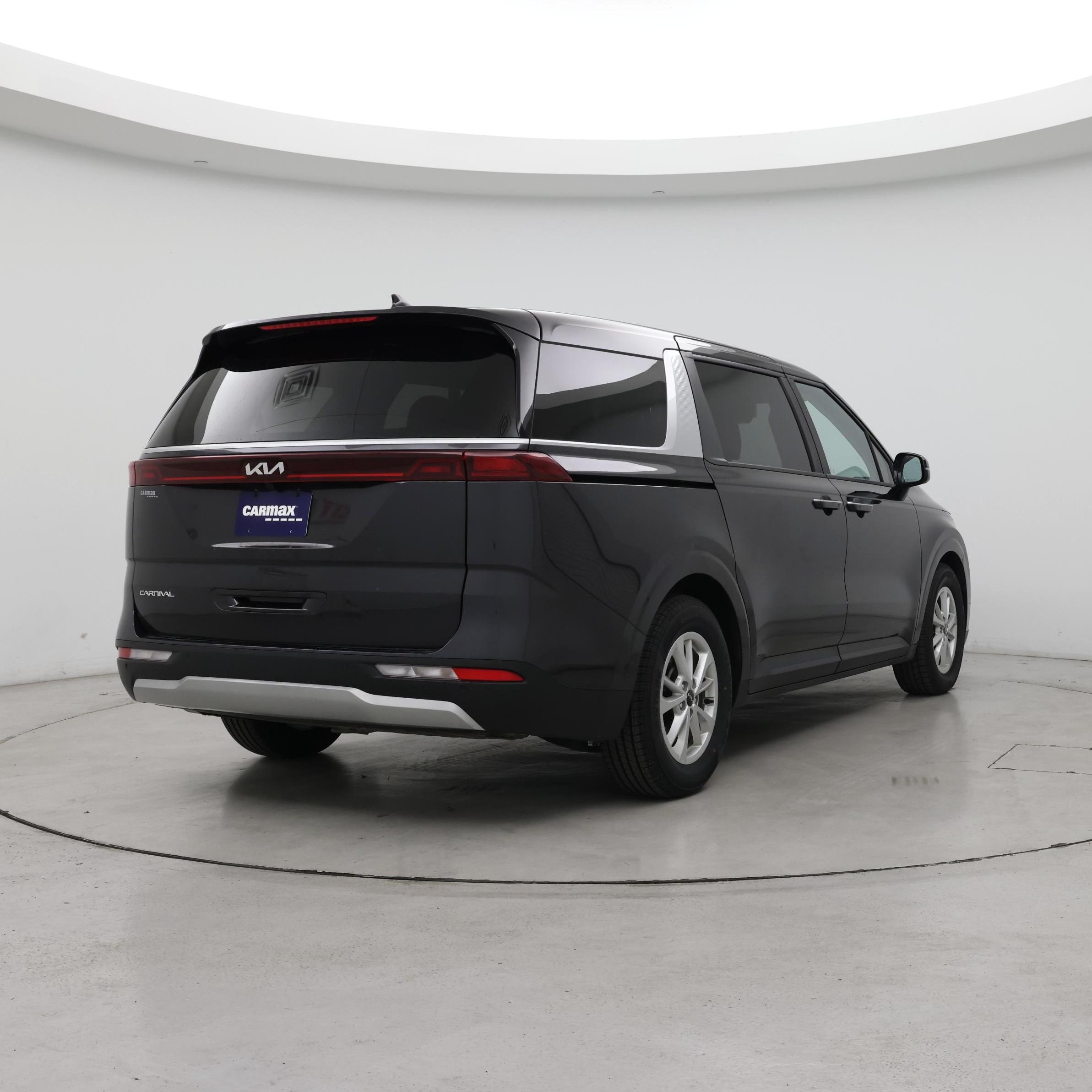 Thumbnail: 2024 Kia Carnival - 8