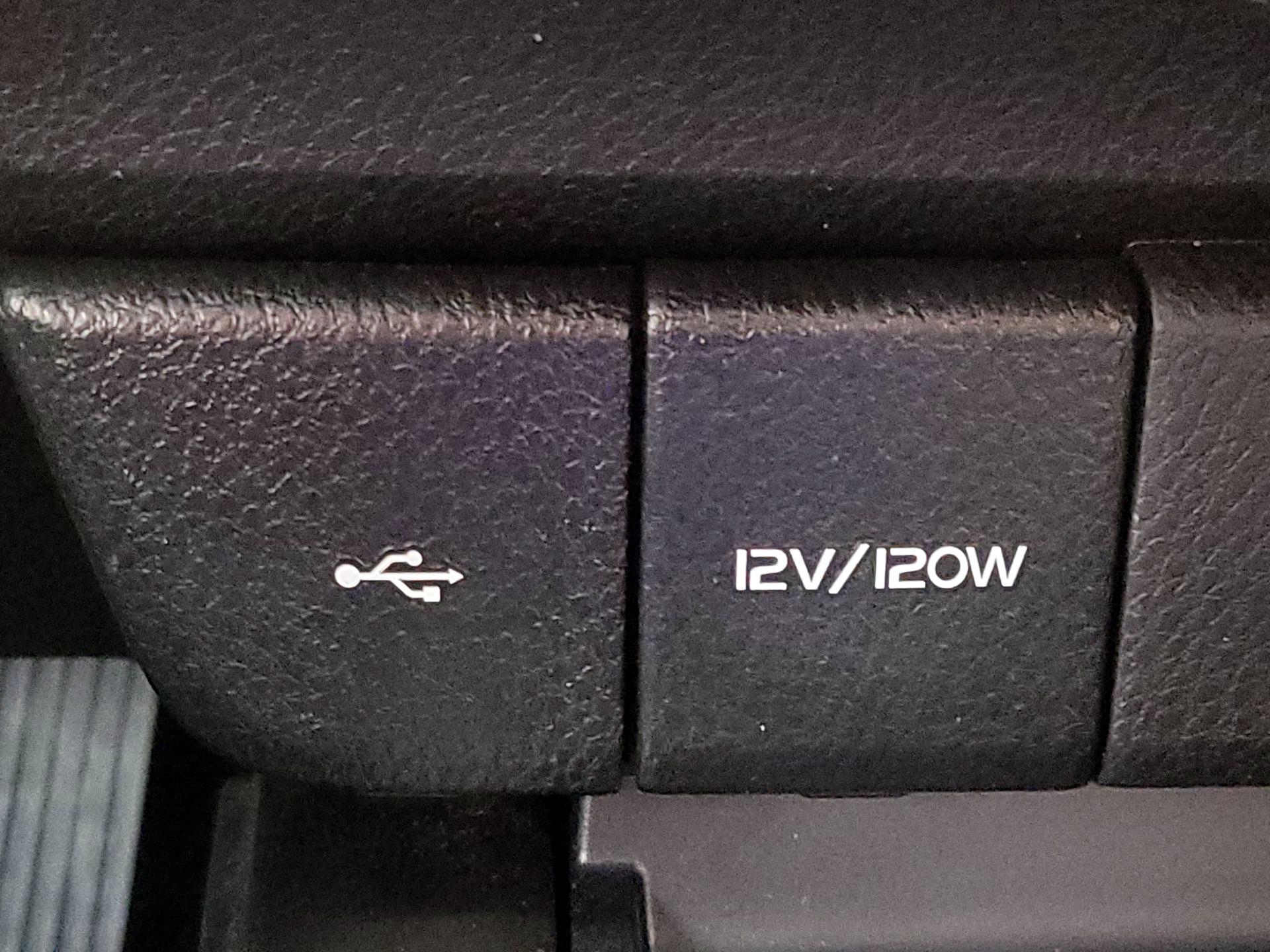 Thumbnail: 2022 Toyota Camry - 18