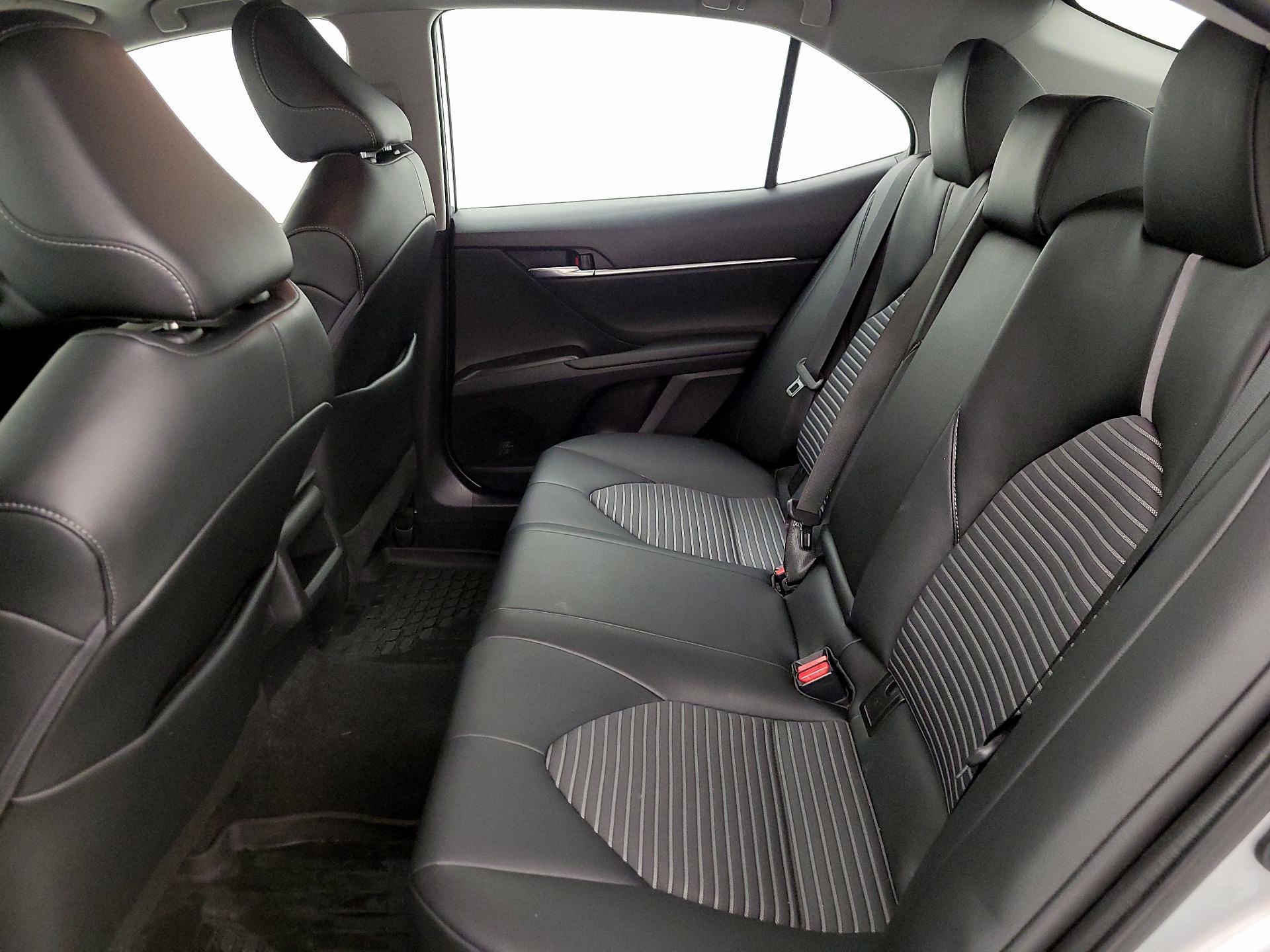 Thumbnail: 2022 Toyota Camry - 19