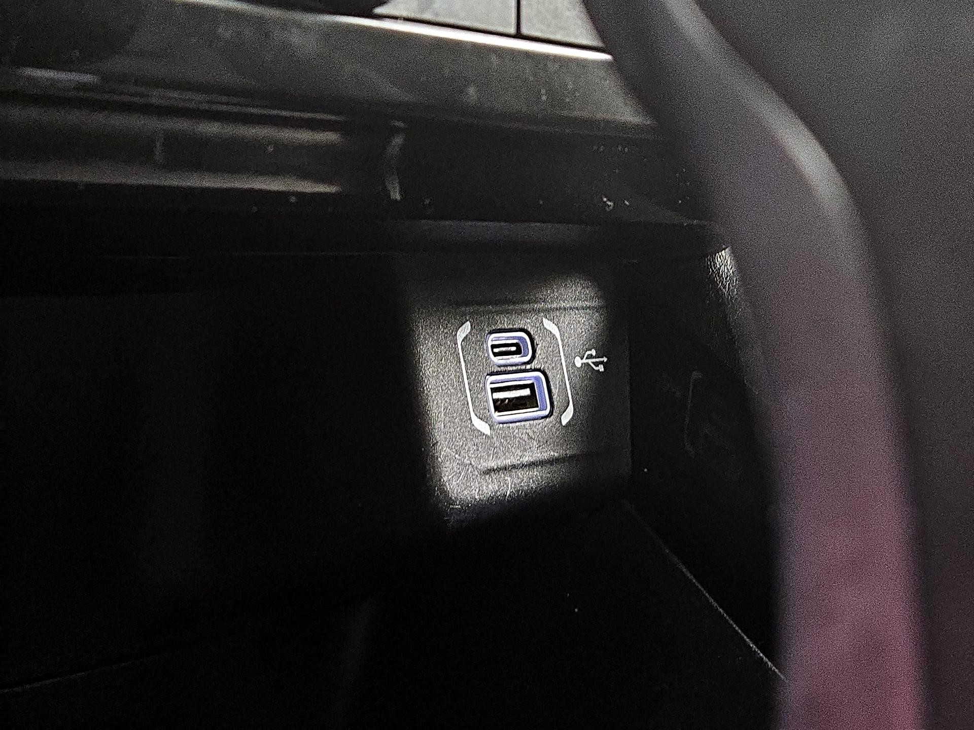 Thumbnail: 2022 Jeep Compass - 18