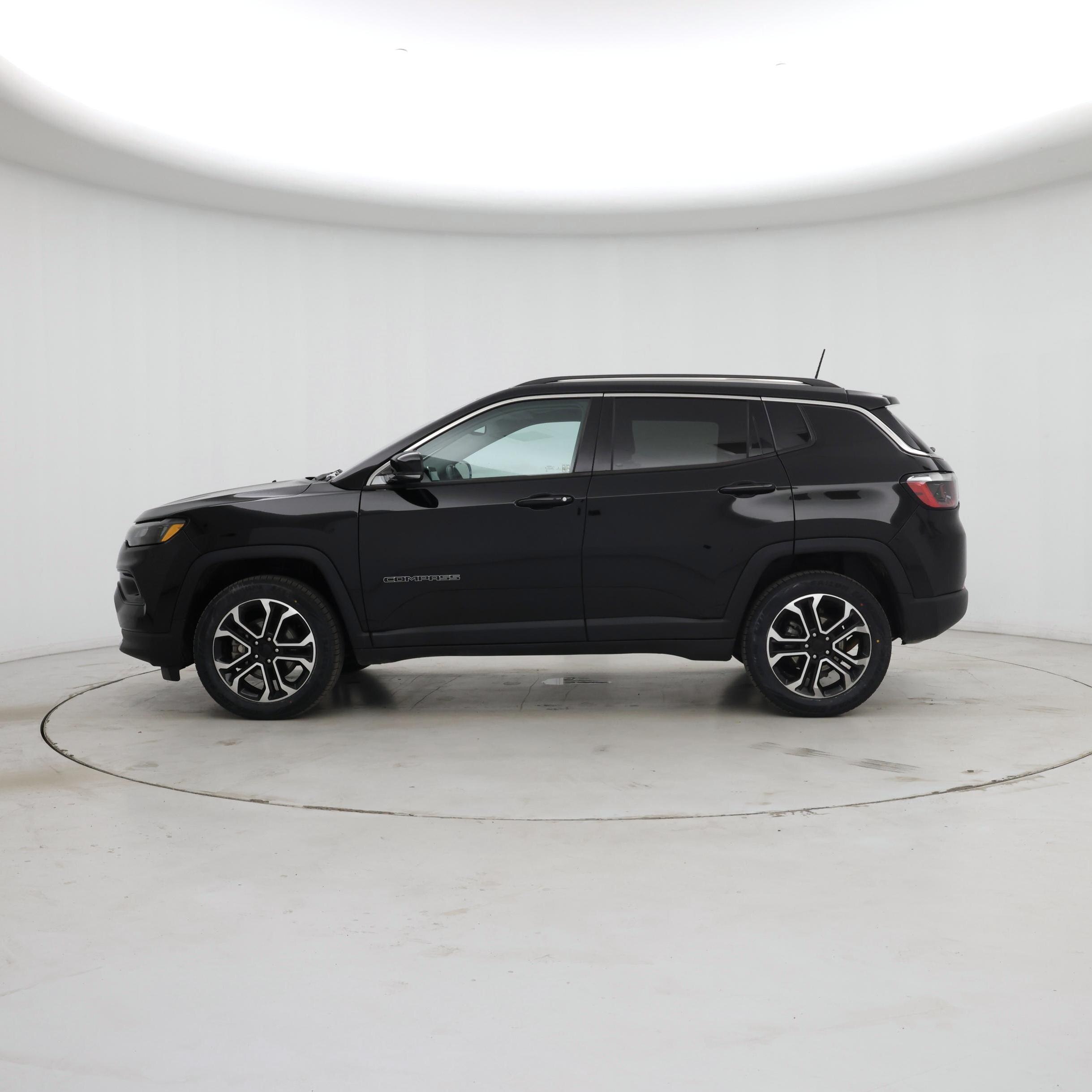 Thumbnail: 2022 Jeep Compass - 3