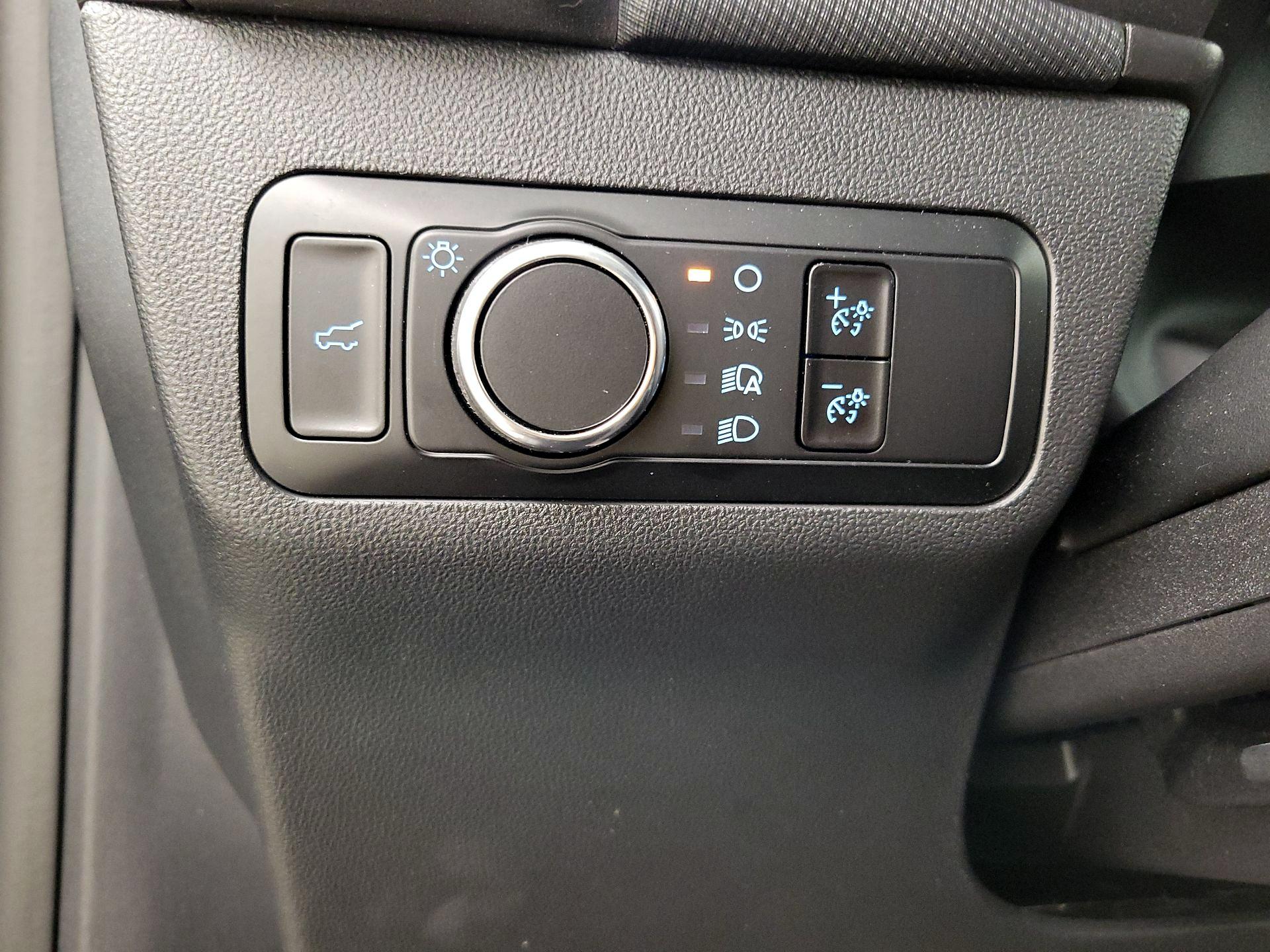 Thumbnail: 2025 Ford Bronco Sport - 13