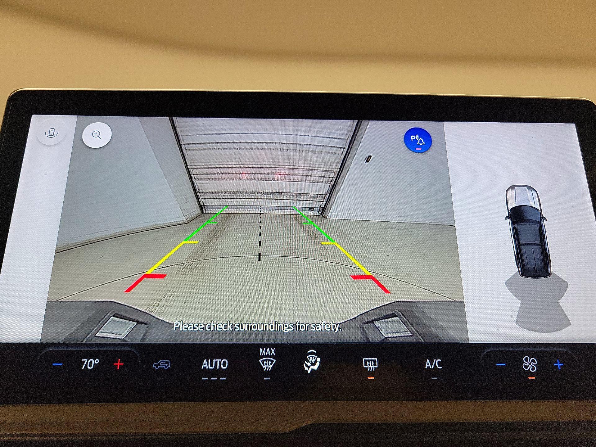 Thumbnail: 2025 Ford Bronco Sport - 14