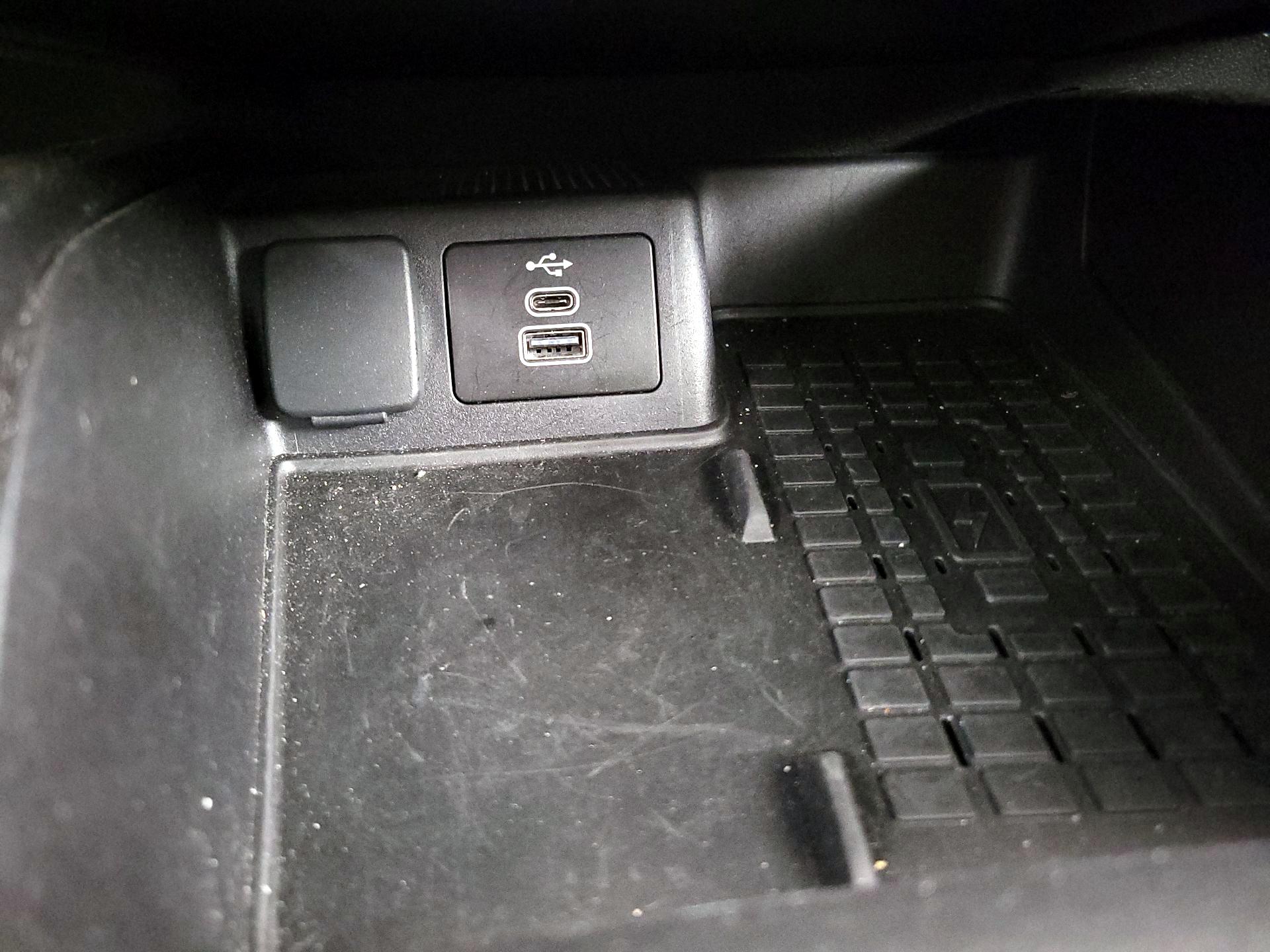 Thumbnail: 2025 Ford Bronco Sport - 18