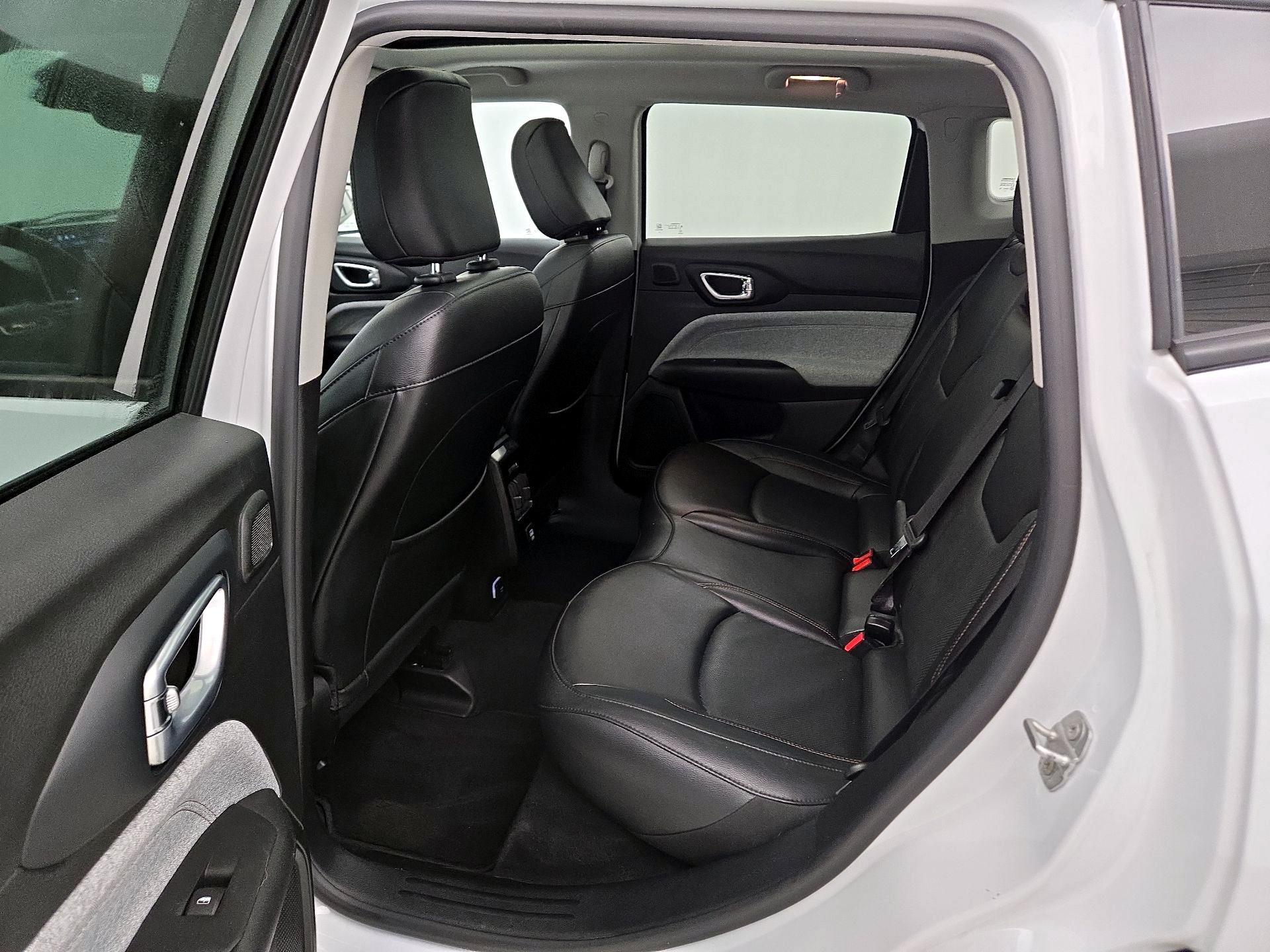 Thumbnail: 2022 Jeep Compass - 20