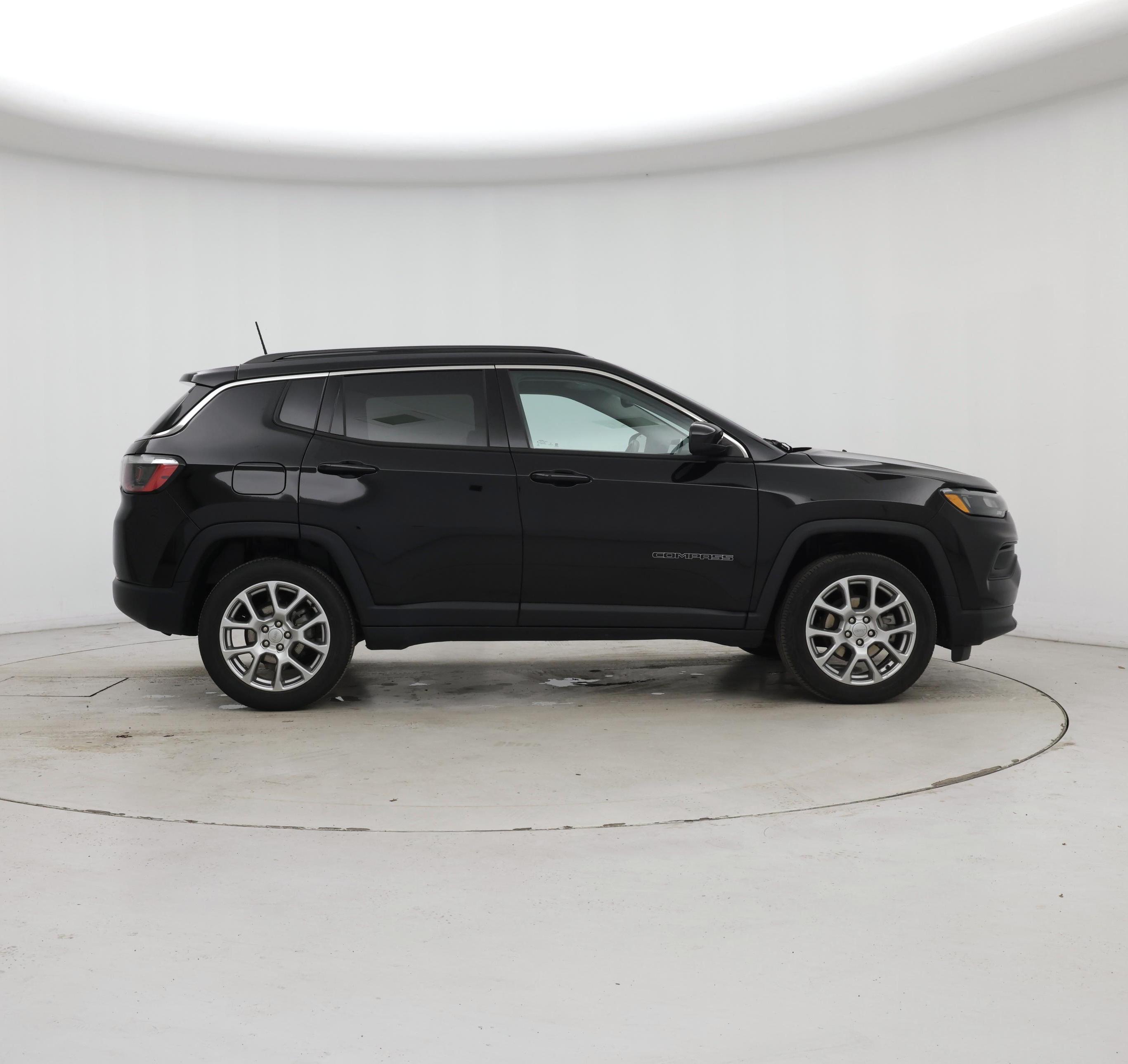 Thumbnail: 2022 Jeep Compass - 7