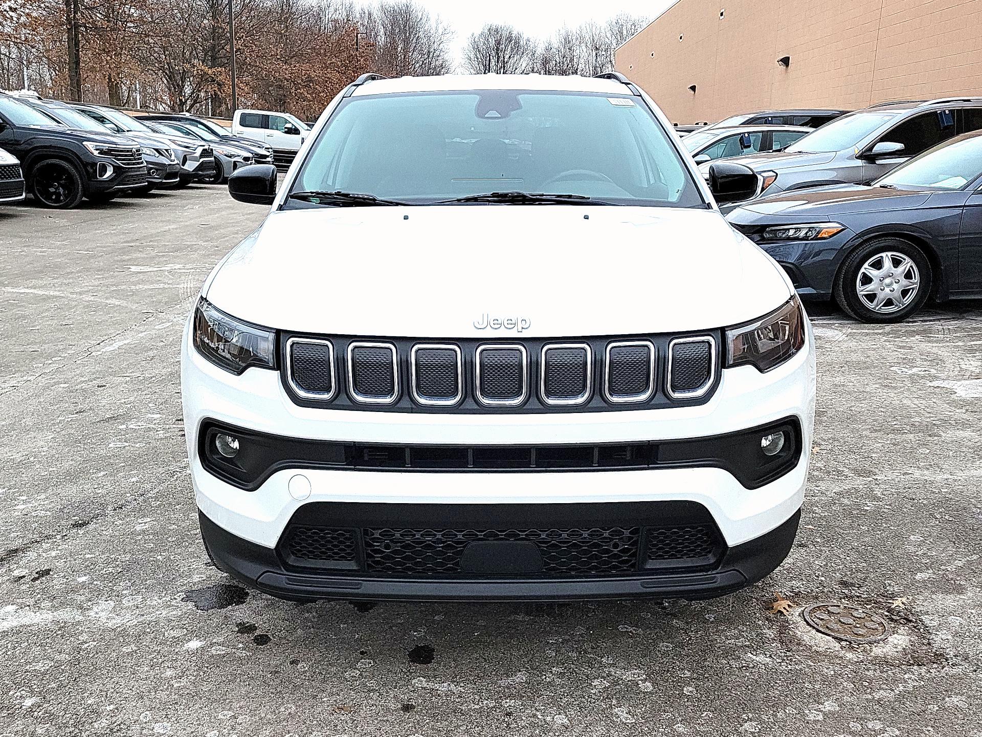 Thumbnail: 2022 Jeep Compass - 2