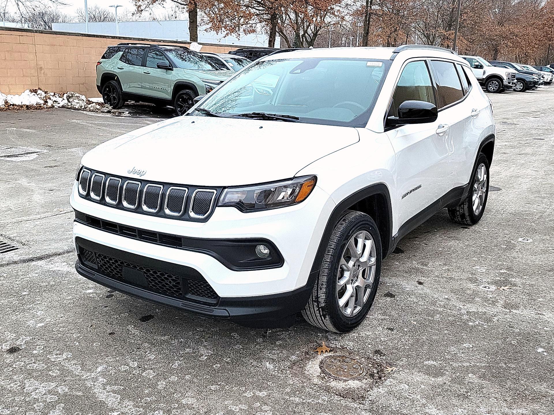 Thumbnail: 2022 Jeep Compass - 3