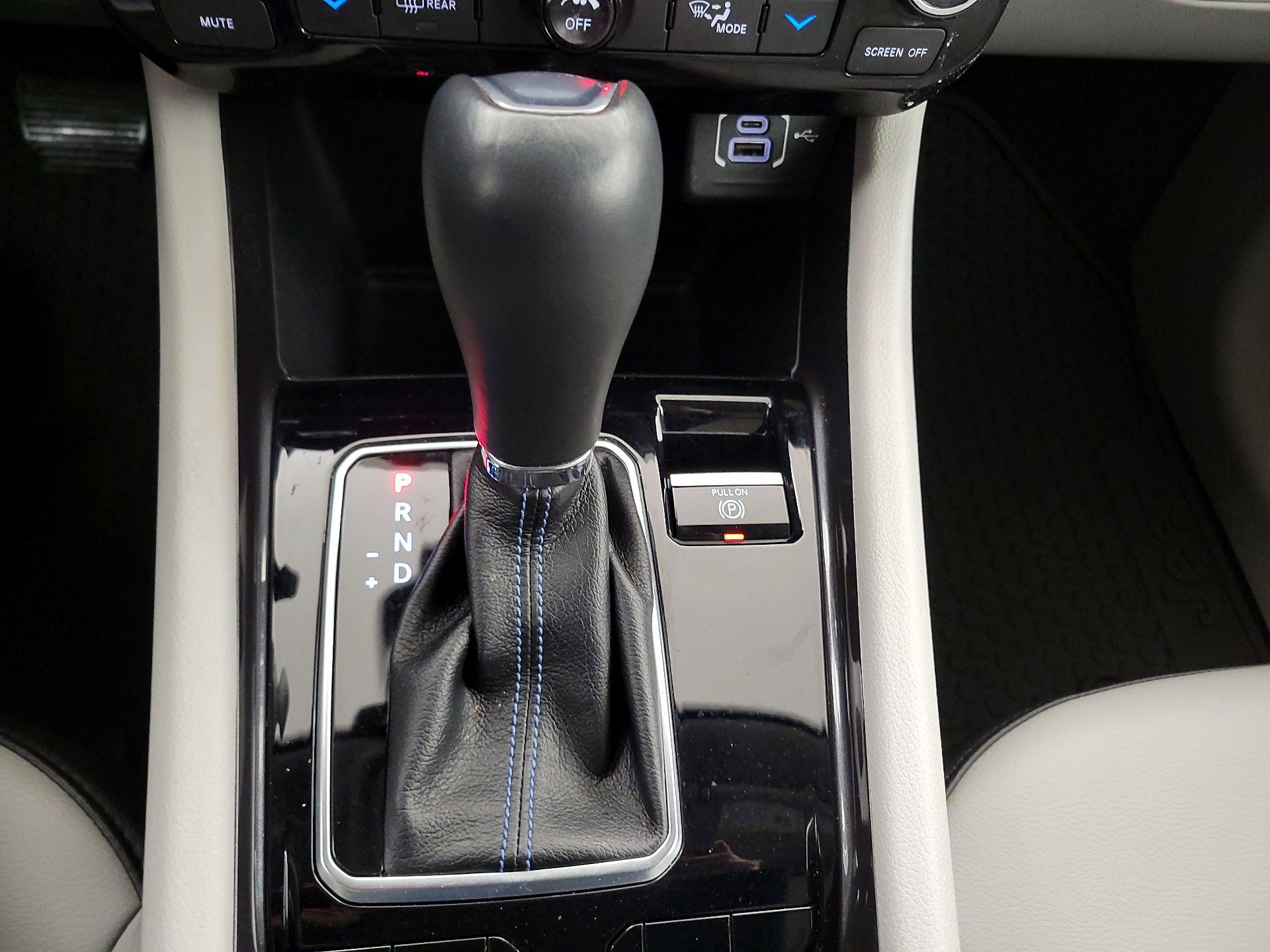 Thumbnail: 2022 Jeep Compass - 17