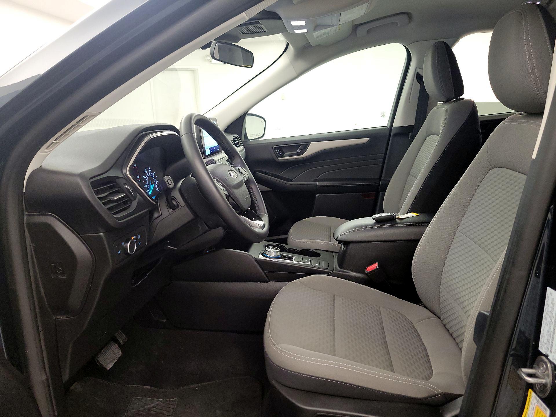 Thumbnail: 2022 Ford Escape - 11