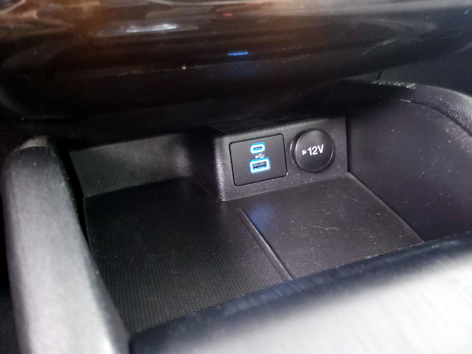 Thumbnail: 2022 Ford Escape - 18