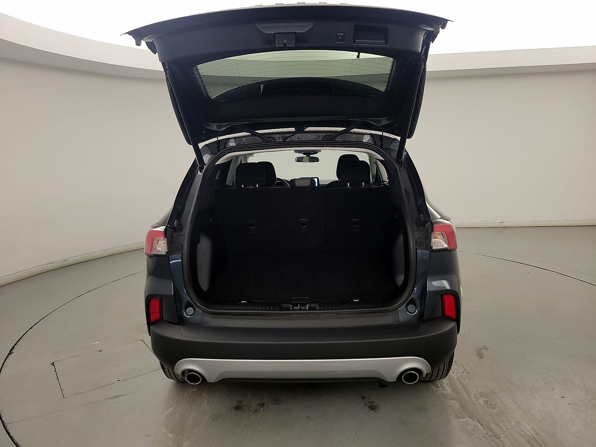 Thumbnail: 2022 Ford Escape - 20