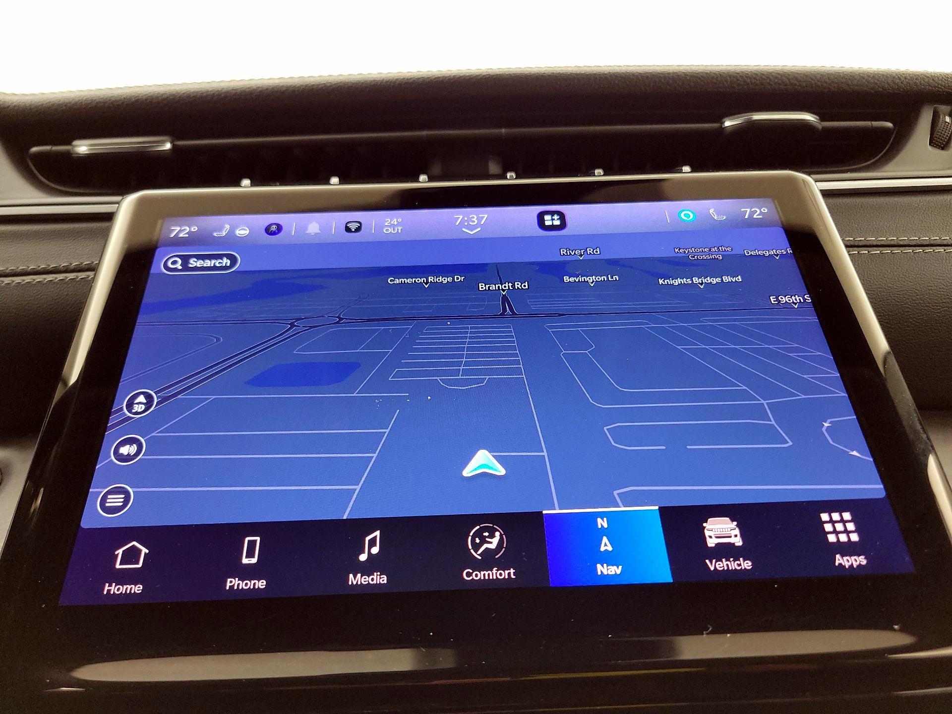 Thumbnail: 2023 Jeep Grand Cherokee - 14