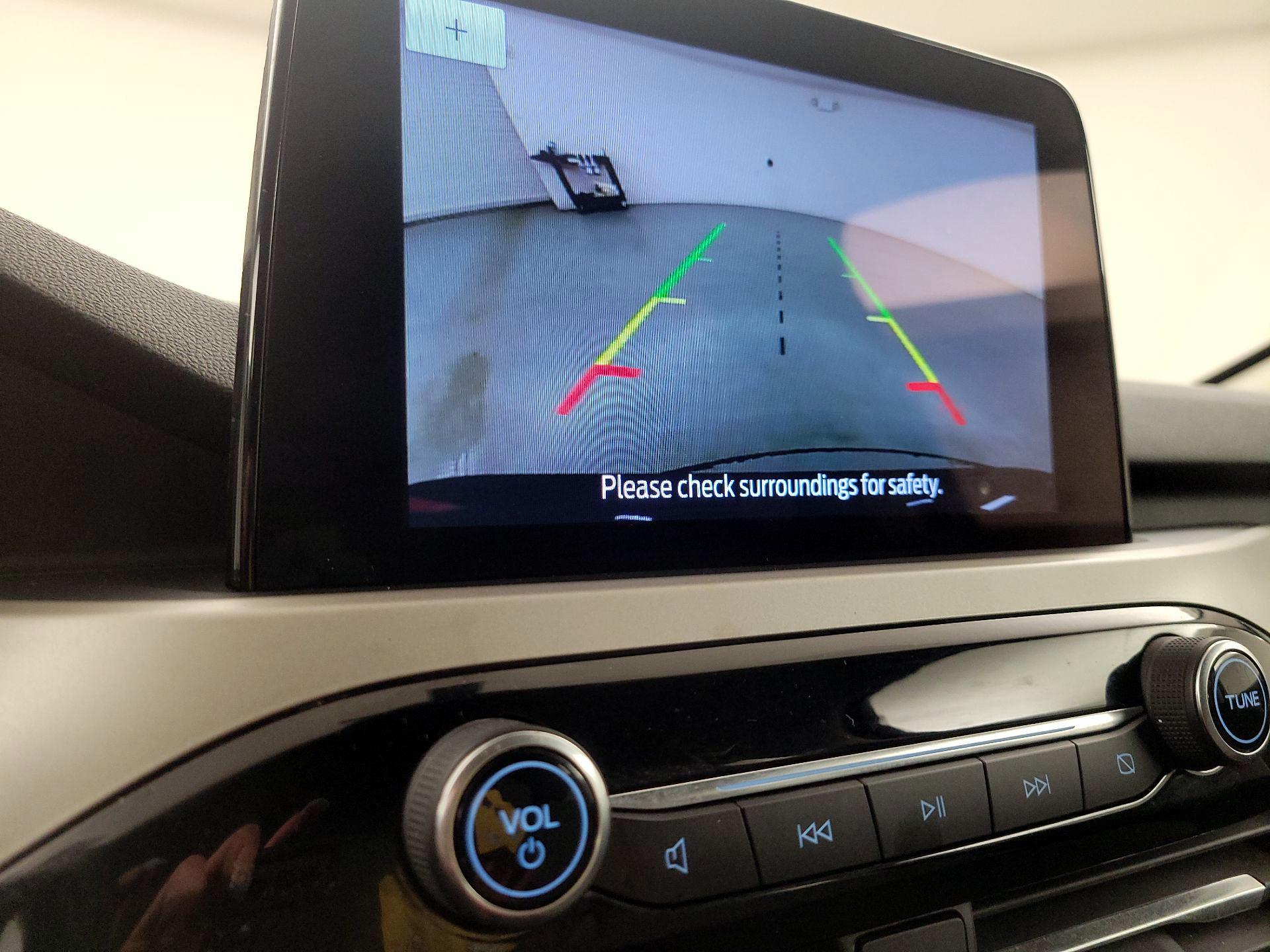 Thumbnail: 2022 Ford Escape - 14