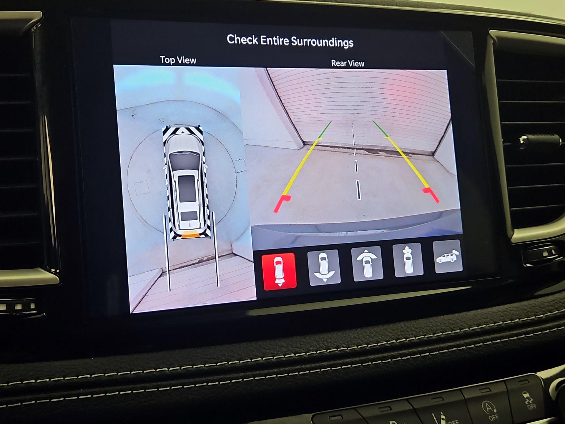 Thumbnail: 2023 Chrysler Pacifica - 14