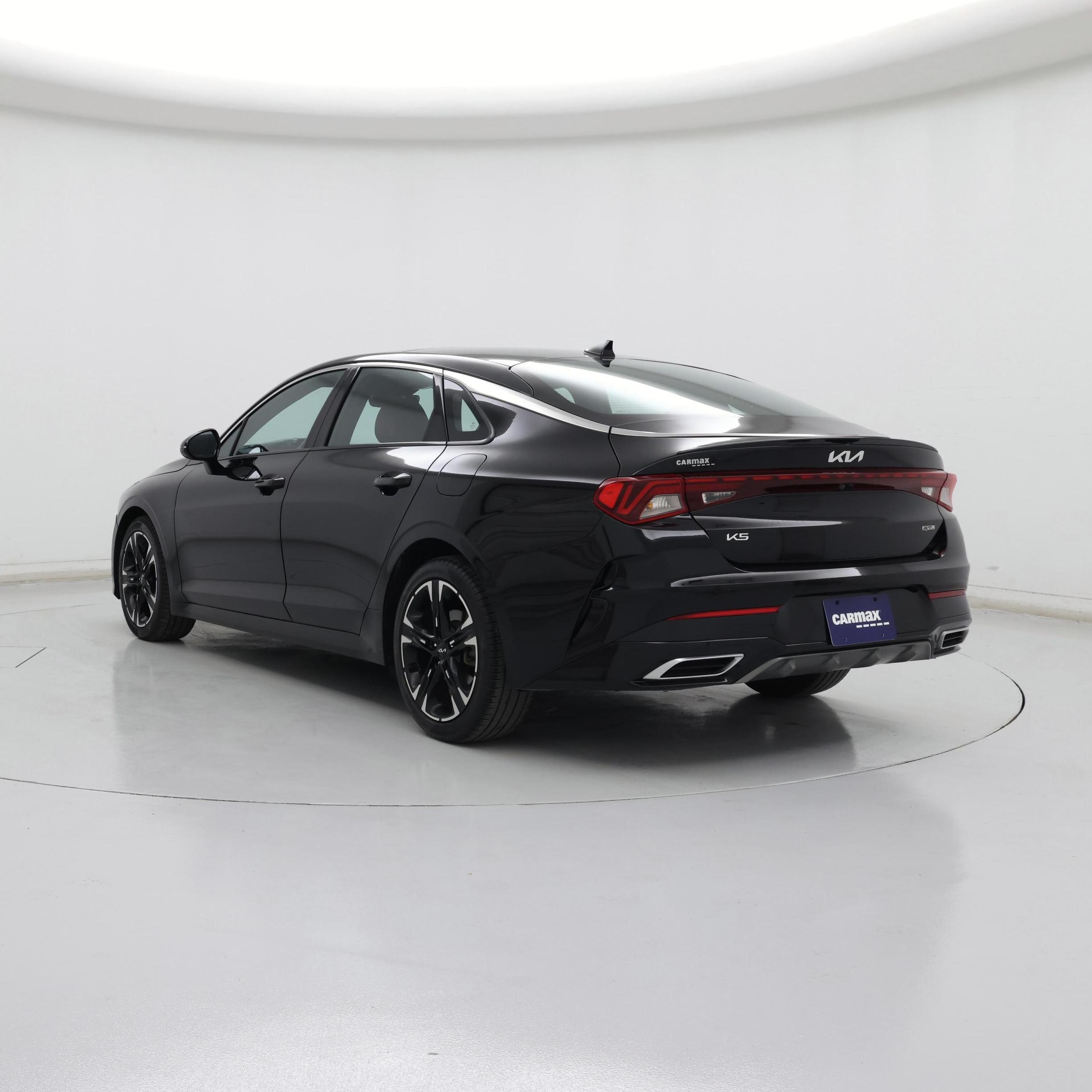 Thumbnail: 2023 Kia K5 - 2