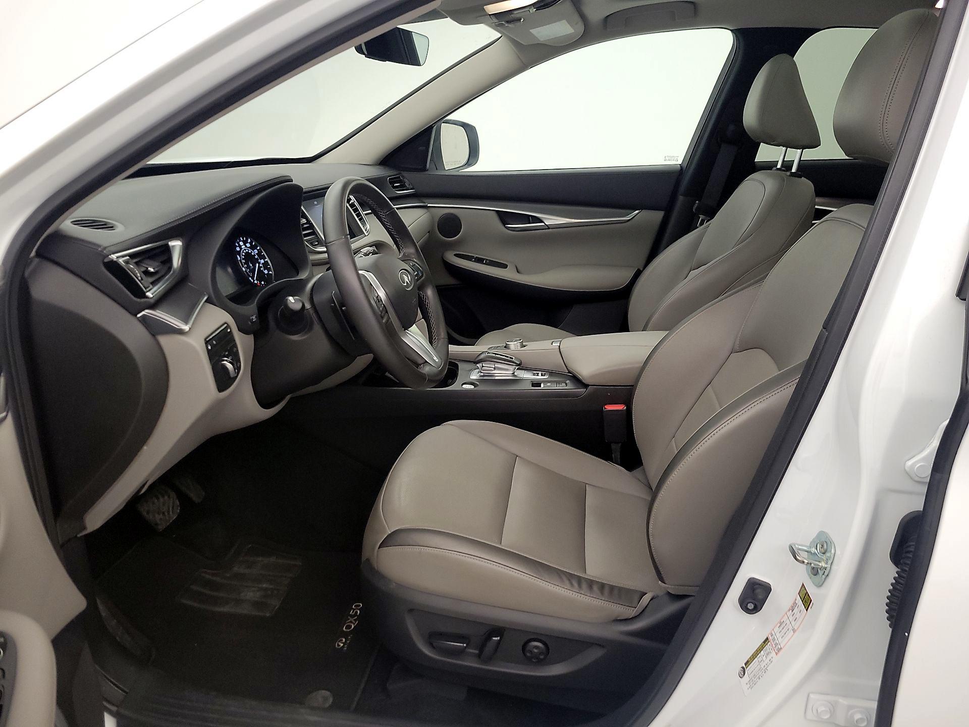 Thumbnail: 2023 INFINITI QX50 - 11