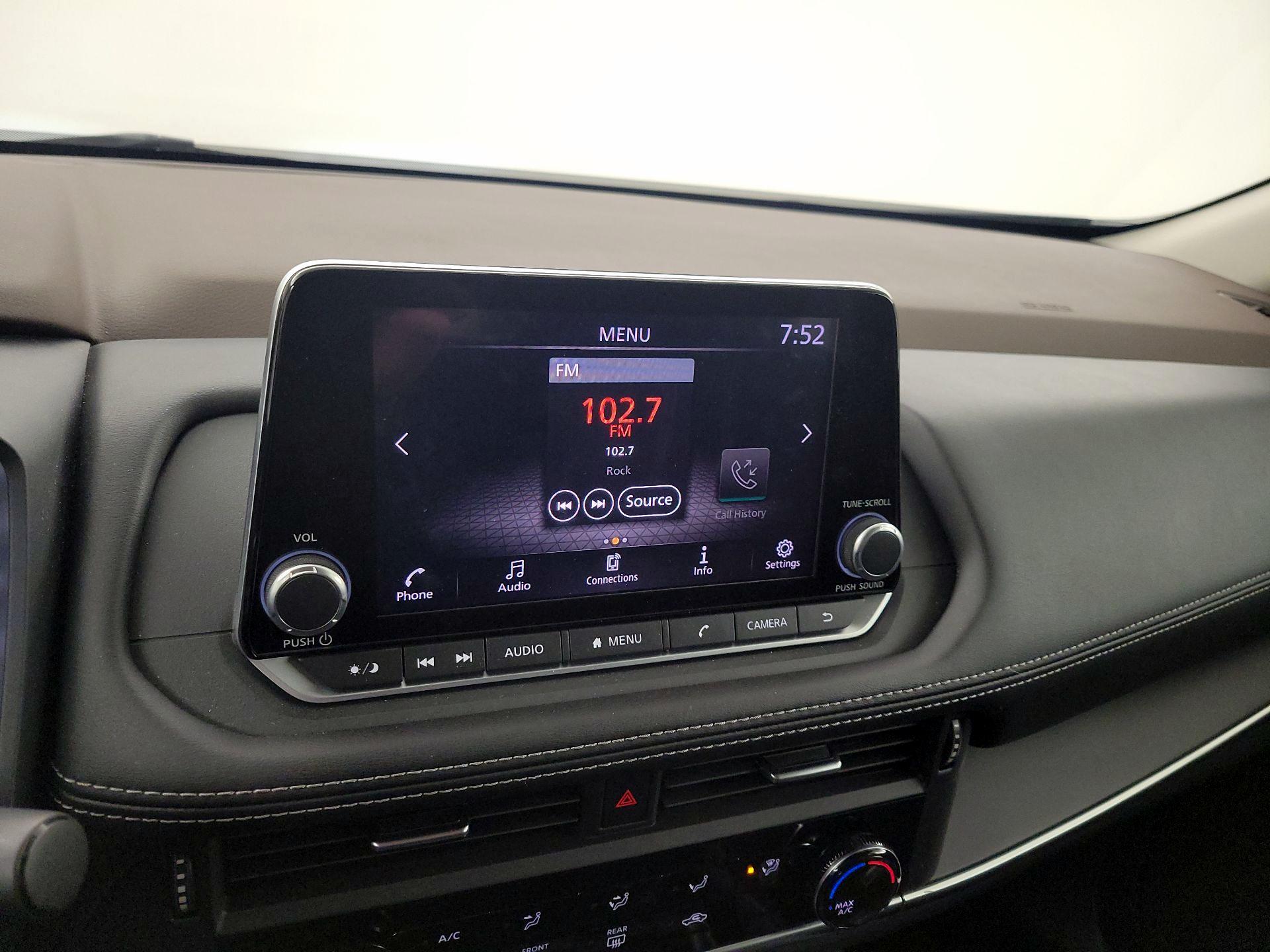 Thumbnail: 2023 Nissan Rogue - 15