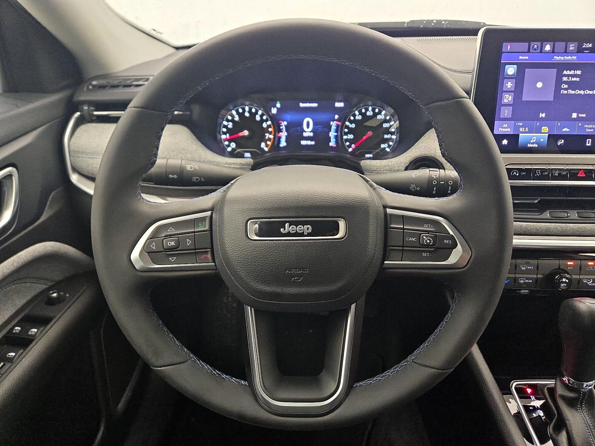 Thumbnail: 2022 Jeep Compass - 10