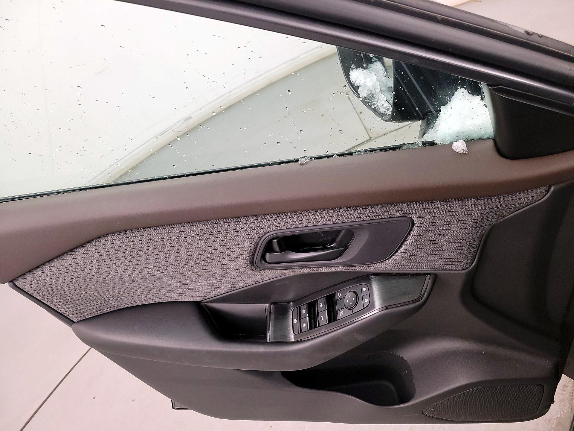 Thumbnail: 2023 Nissan Rogue - 12