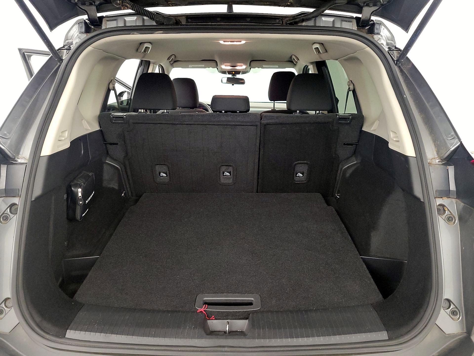 Thumbnail: 2023 Nissan Rogue - 20