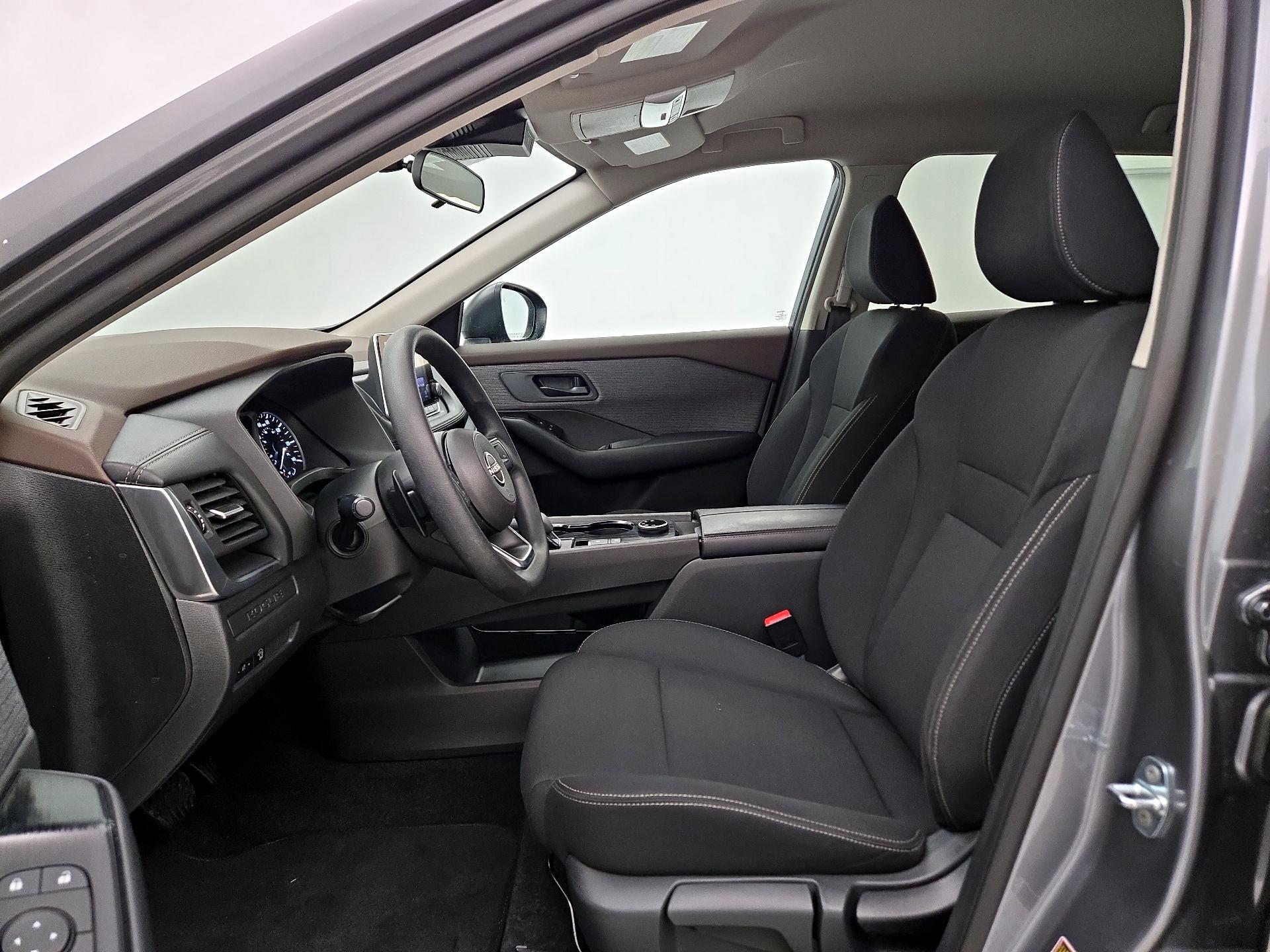 Thumbnail: 2023 Nissan Rogue - 11