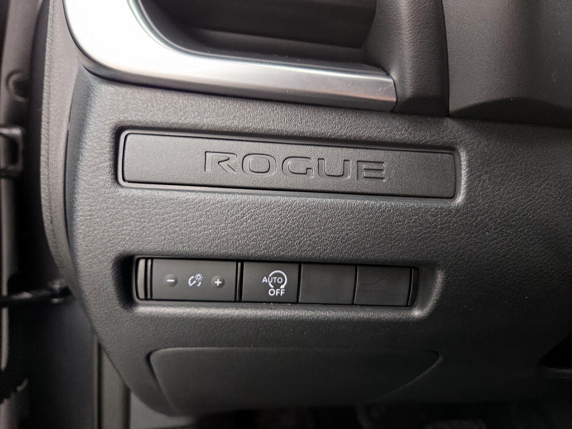 Thumbnail: 2023 Nissan Rogue - 13