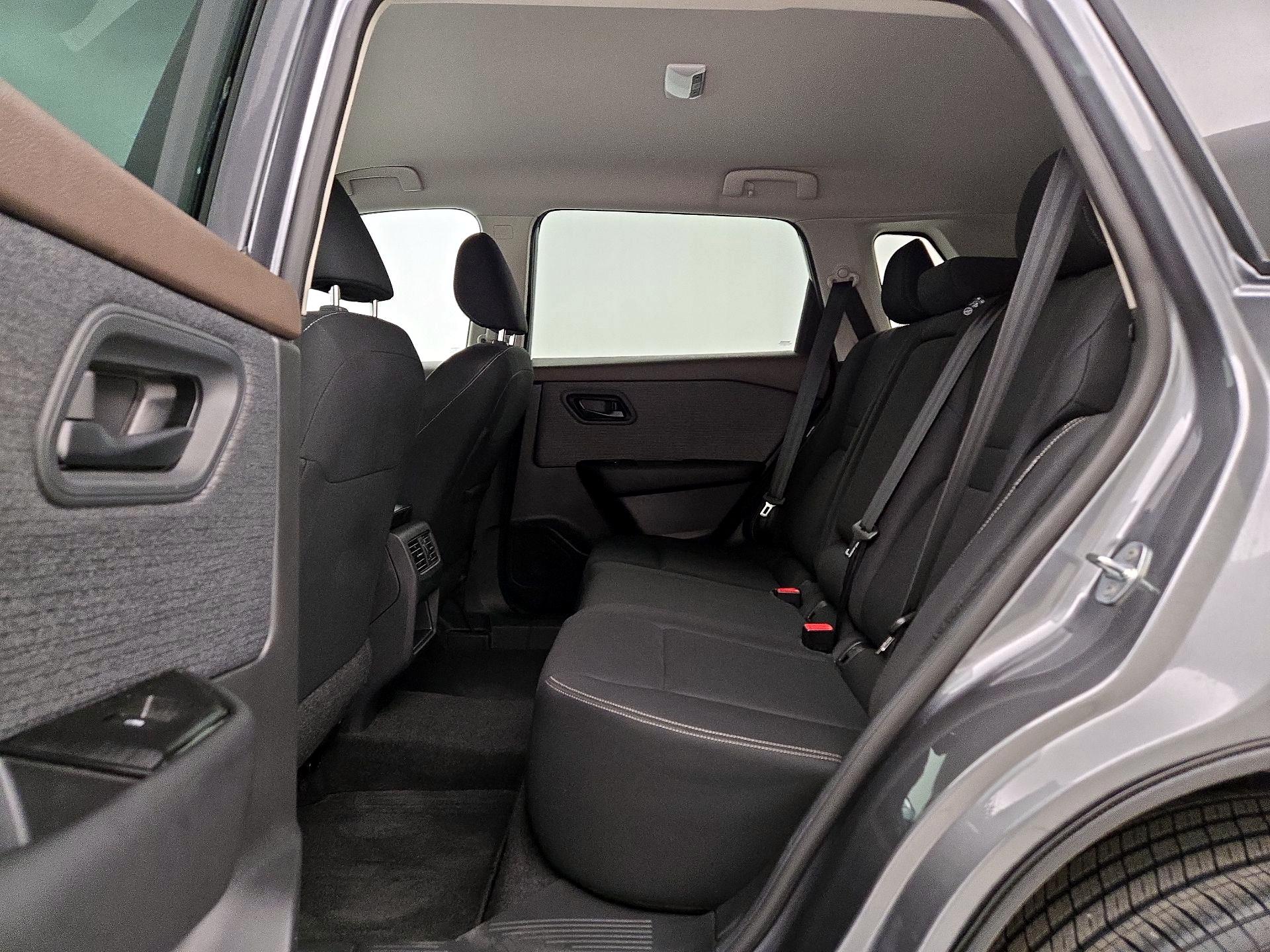 Thumbnail: 2023 Nissan Rogue - 19