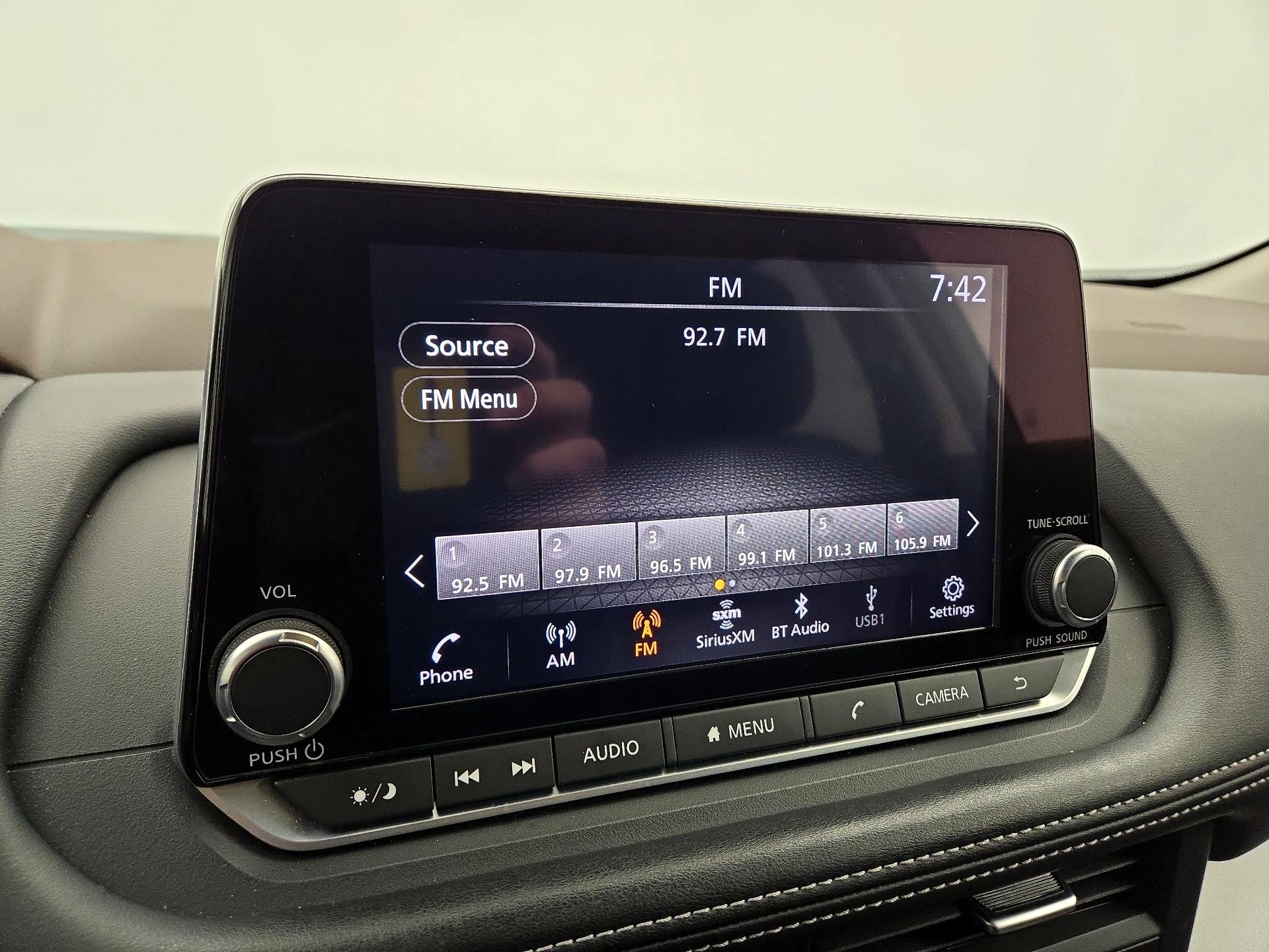 Thumbnail: 2023 Nissan Rogue - 15