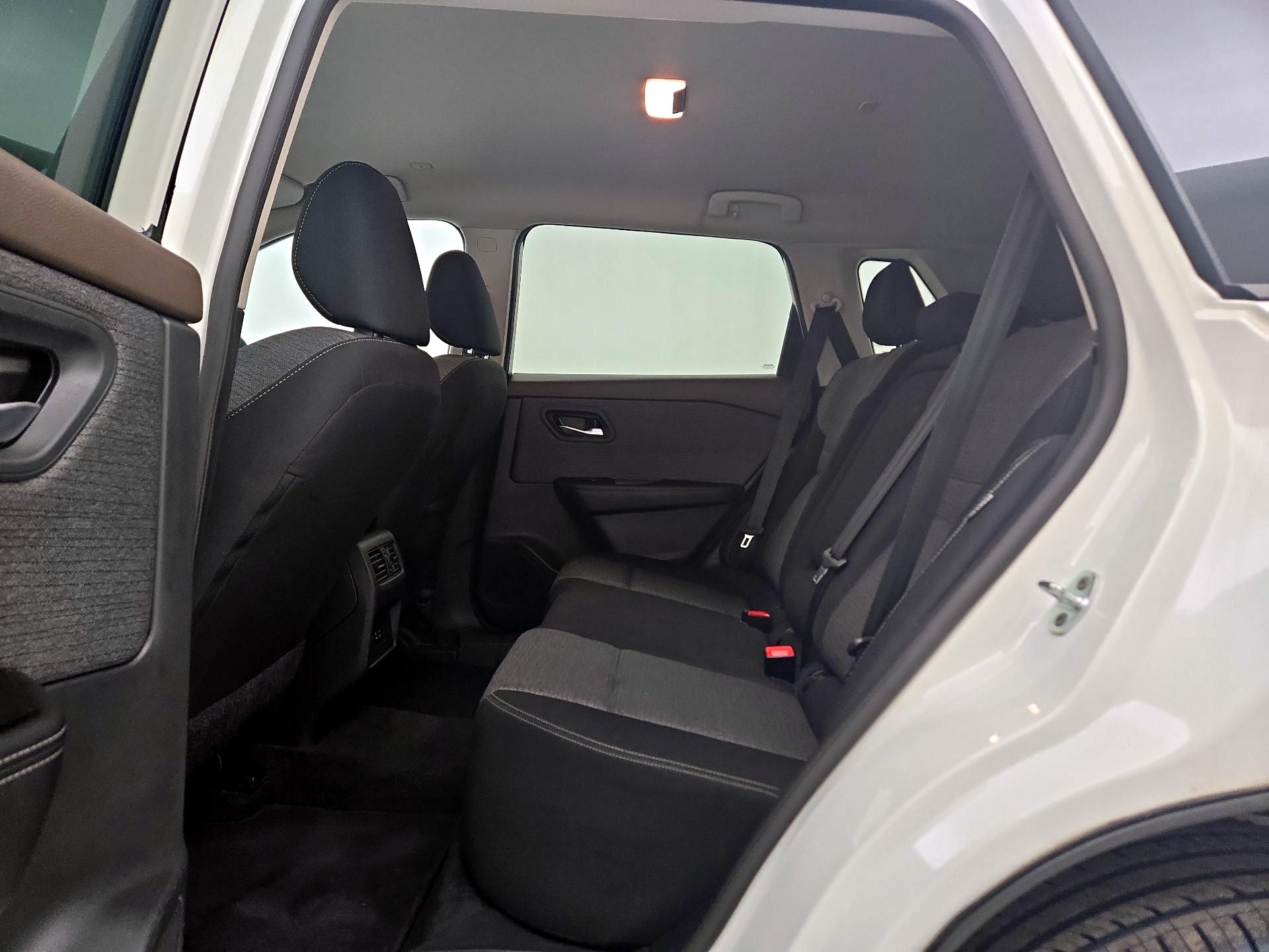 Thumbnail: 2023 Nissan Rogue - 19