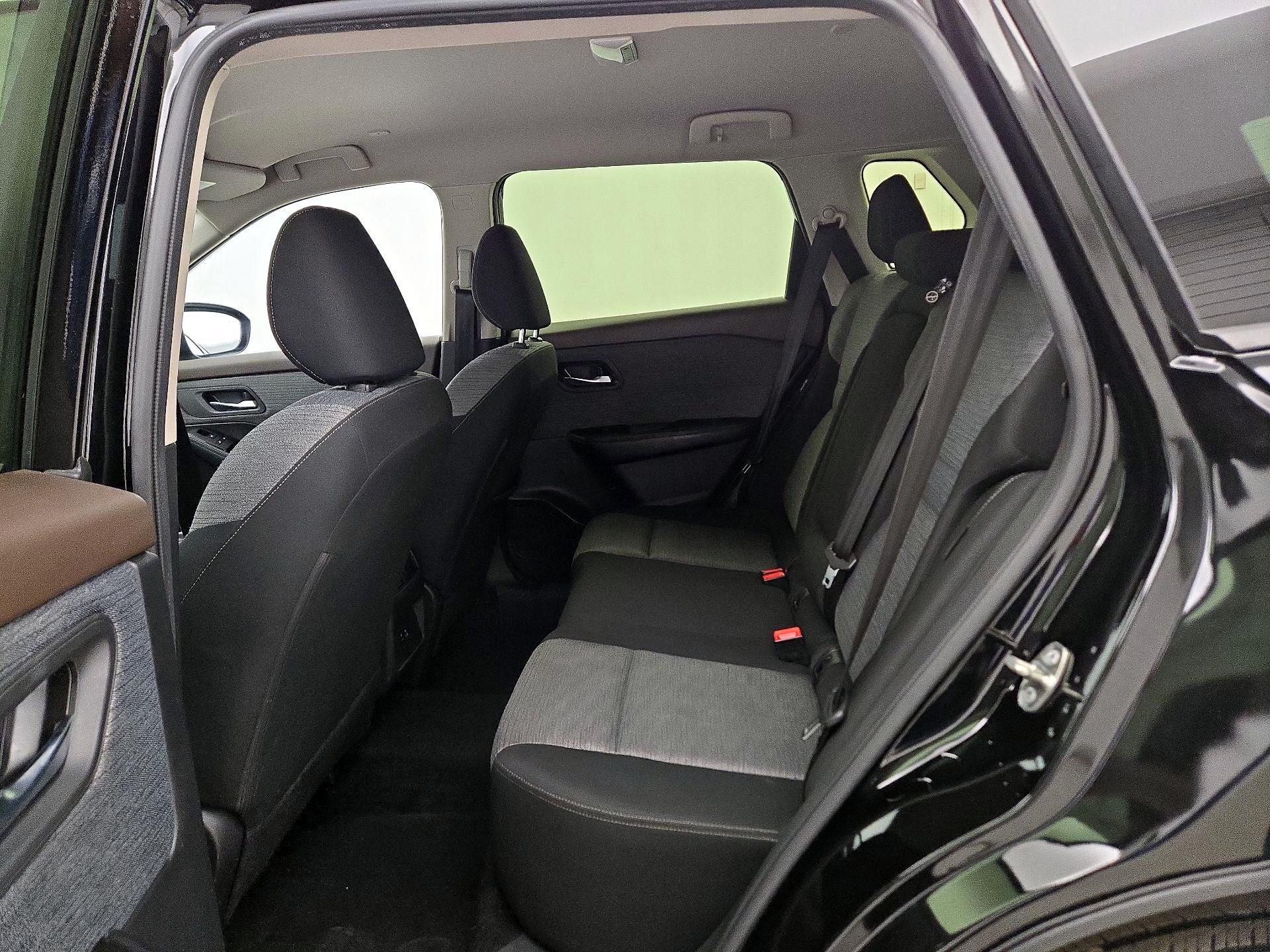 Thumbnail: 2023 Nissan Rogue - 19