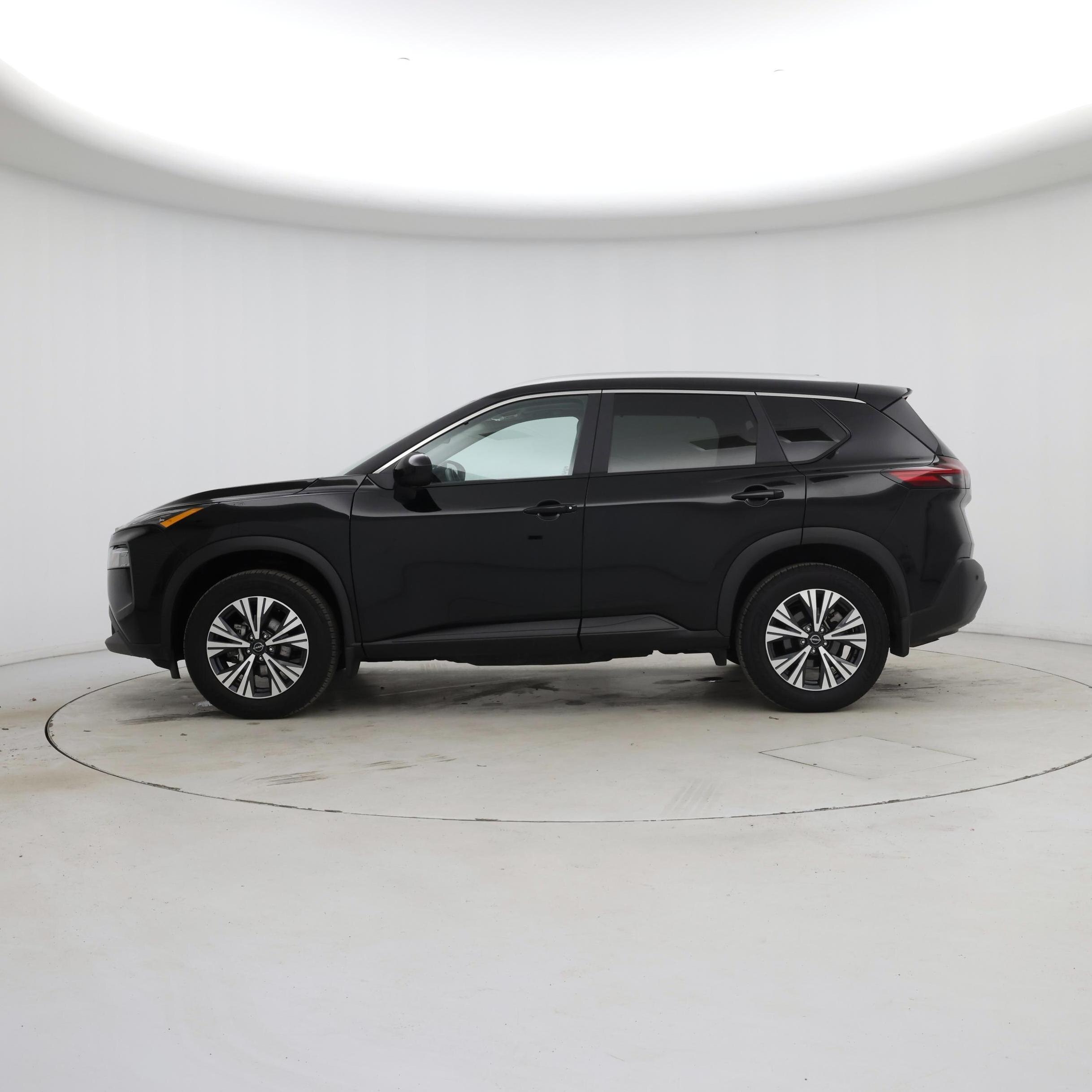 Thumbnail: 2023 Nissan Rogue - 3