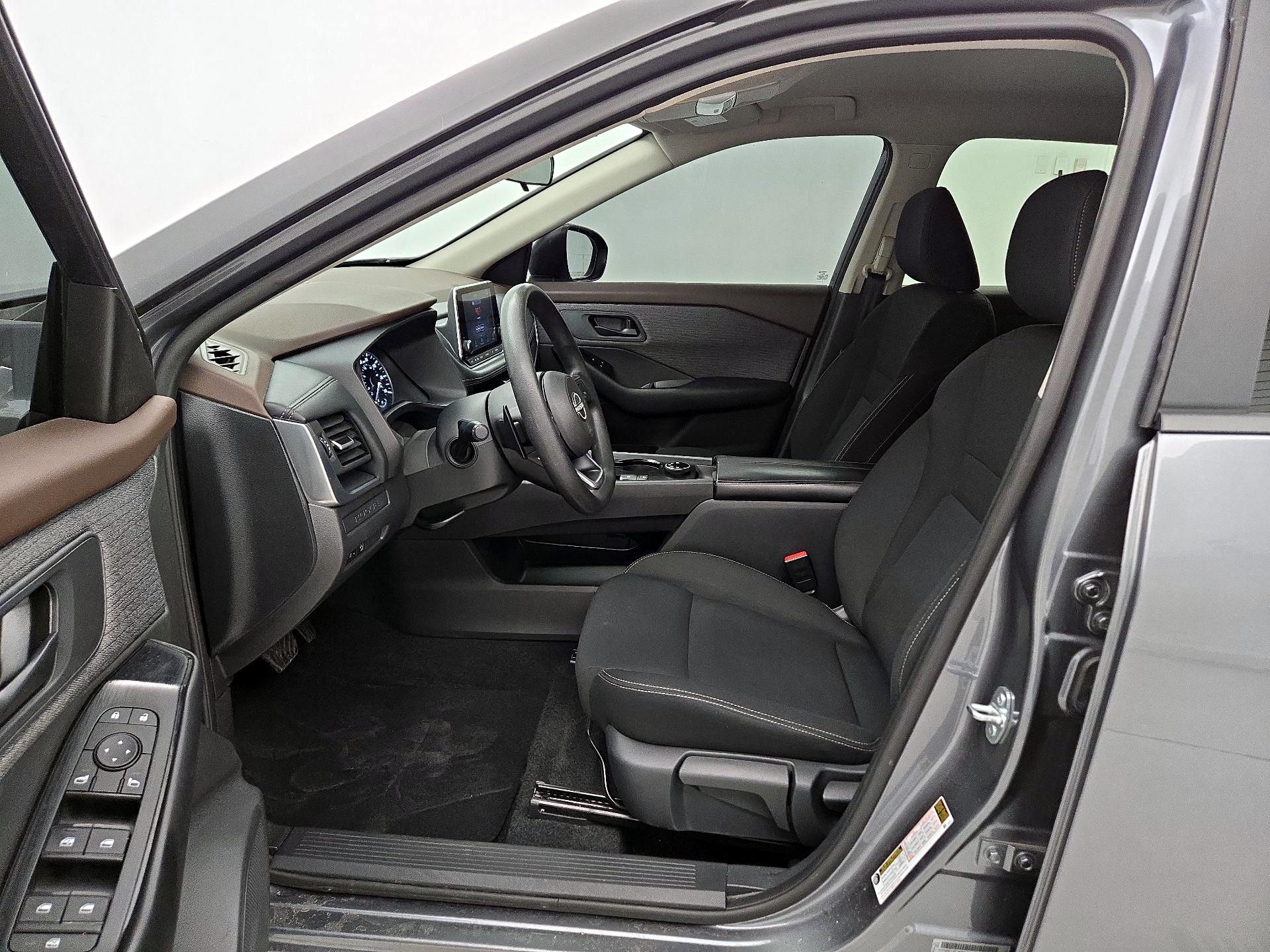 Thumbnail: 2023 Nissan Rogue - 11