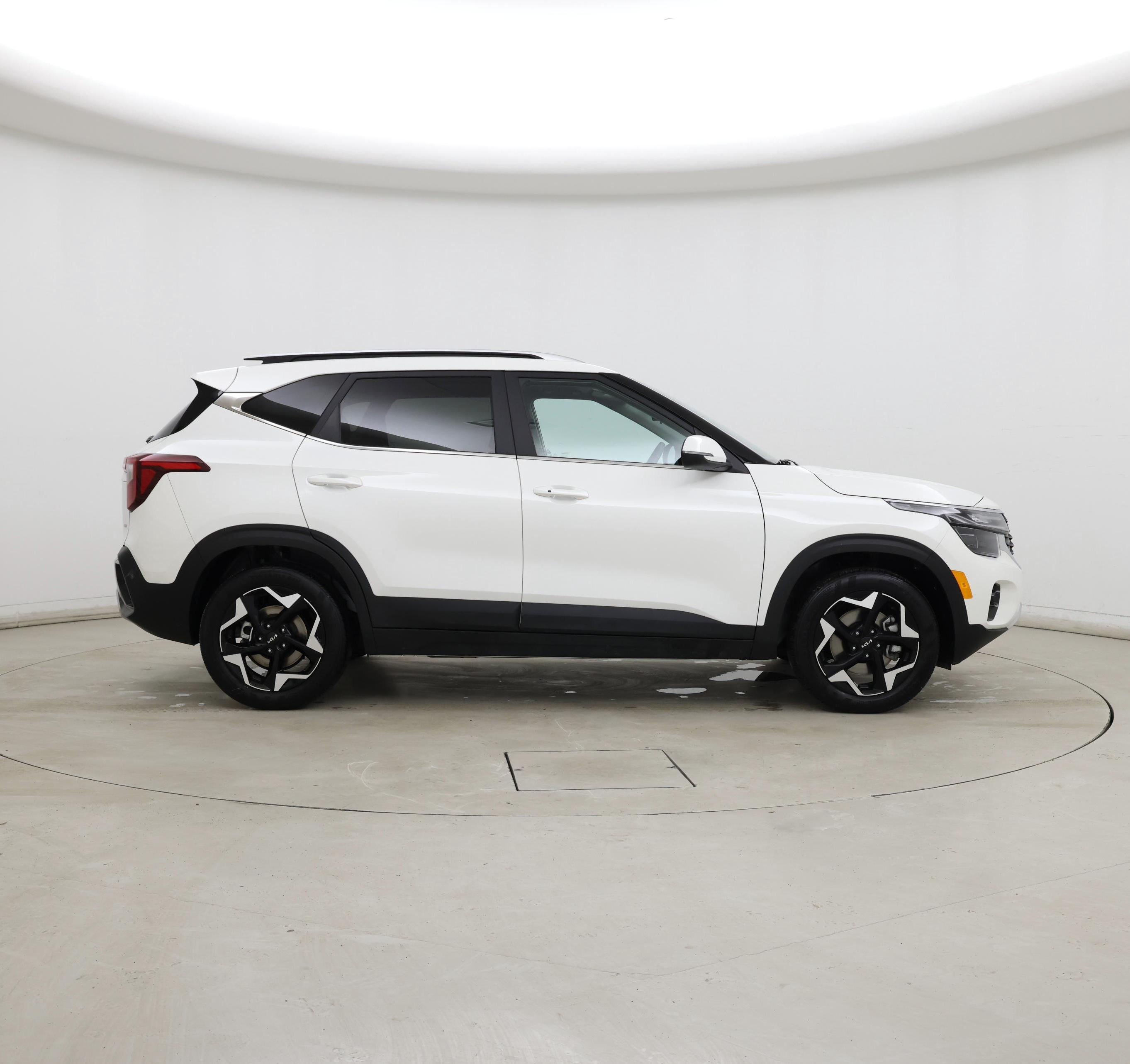 Thumbnail: 2025 Kia Seltos - 7