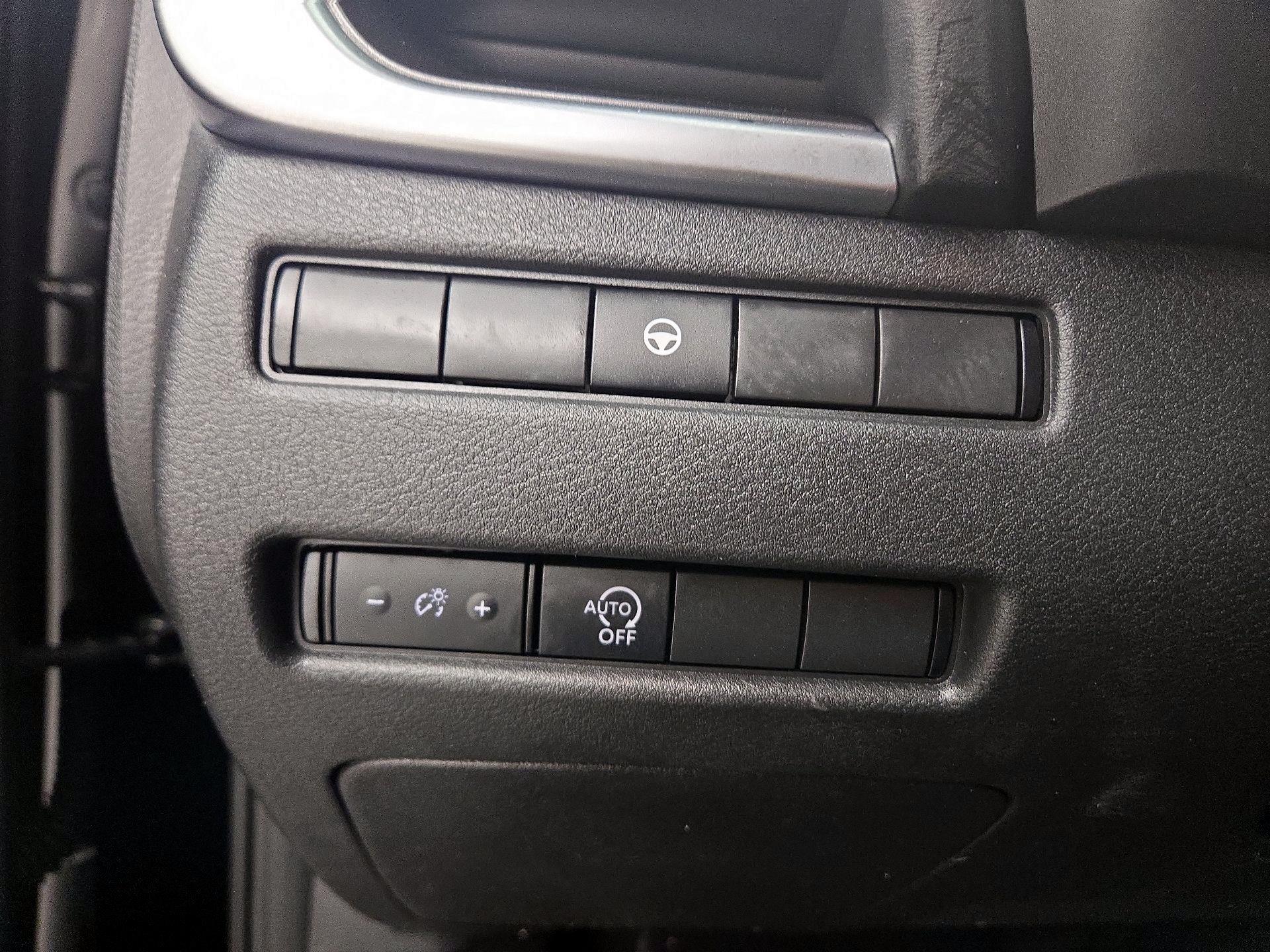 Thumbnail: 2023 Nissan Rogue - 13