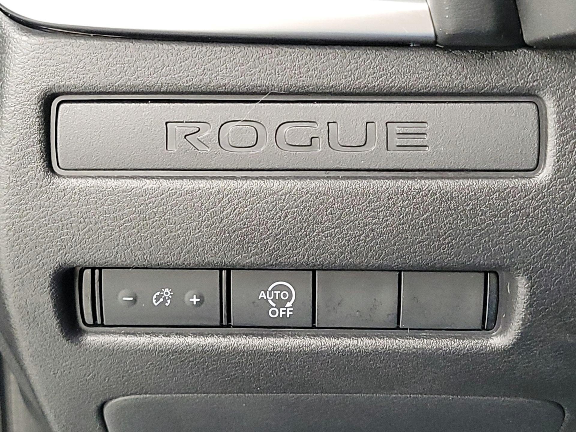 Thumbnail: 2023 Nissan Rogue - 13