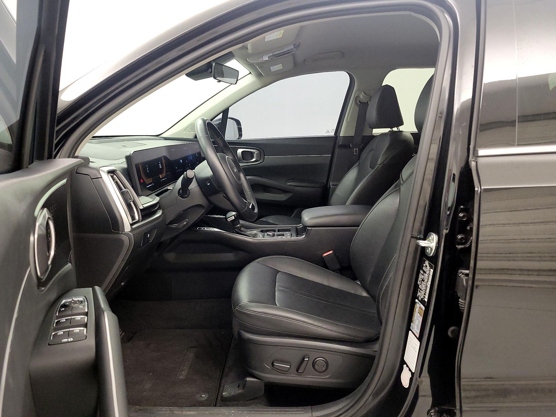 Thumbnail: 2024 Kia Sorento - 11