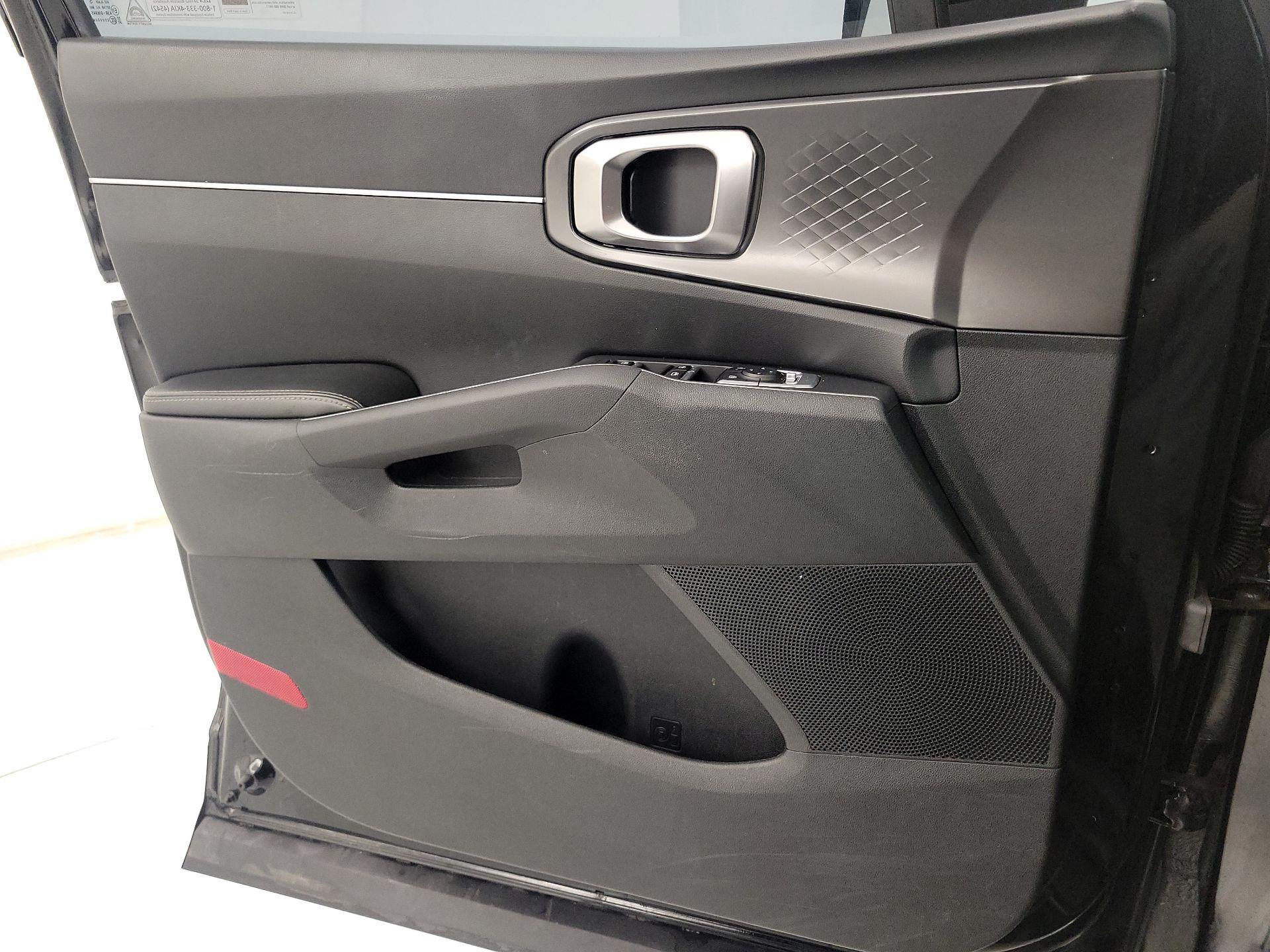 Thumbnail: 2024 Kia Sorento - 12