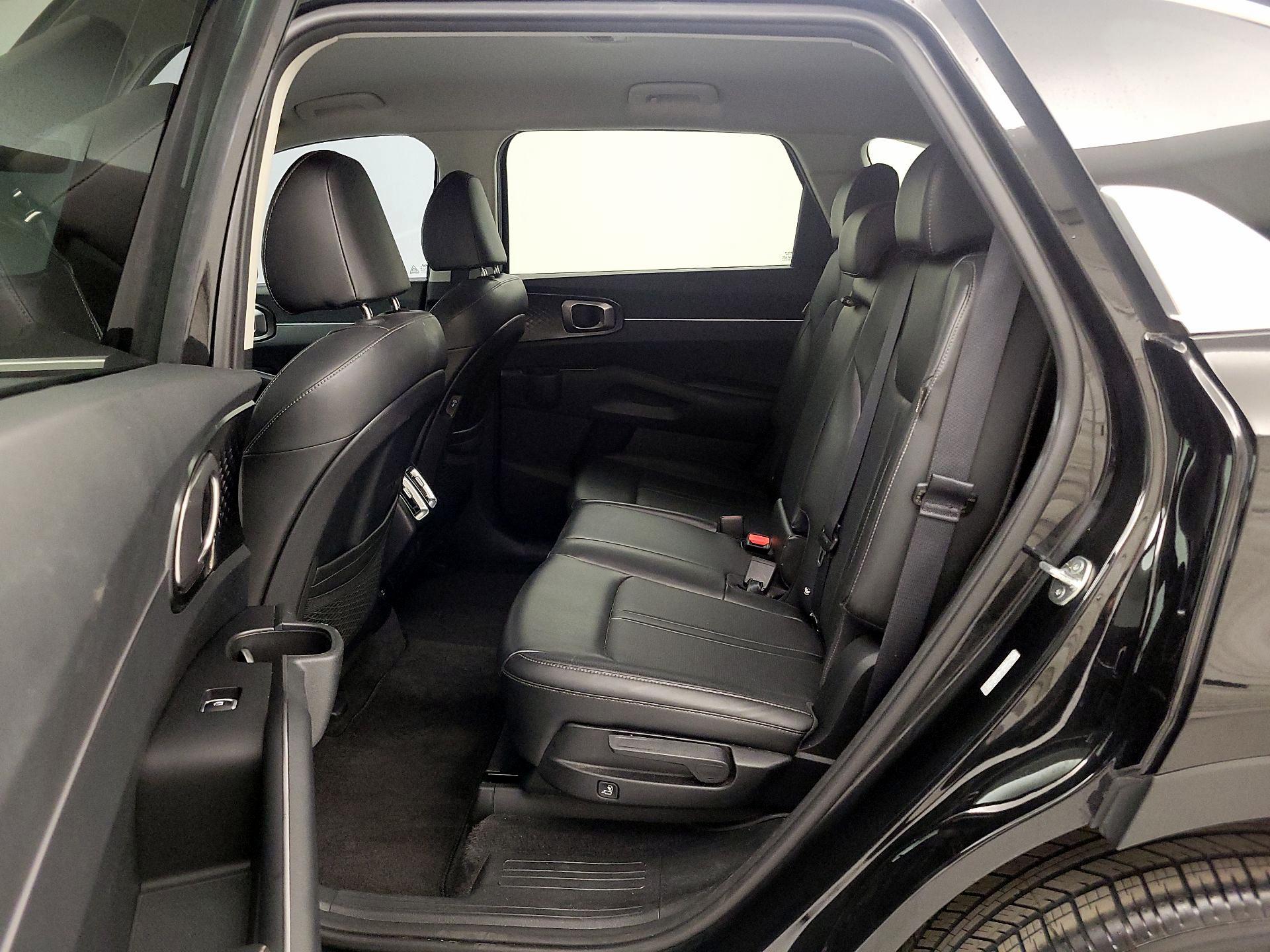 Thumbnail: 2024 Kia Sorento - 20