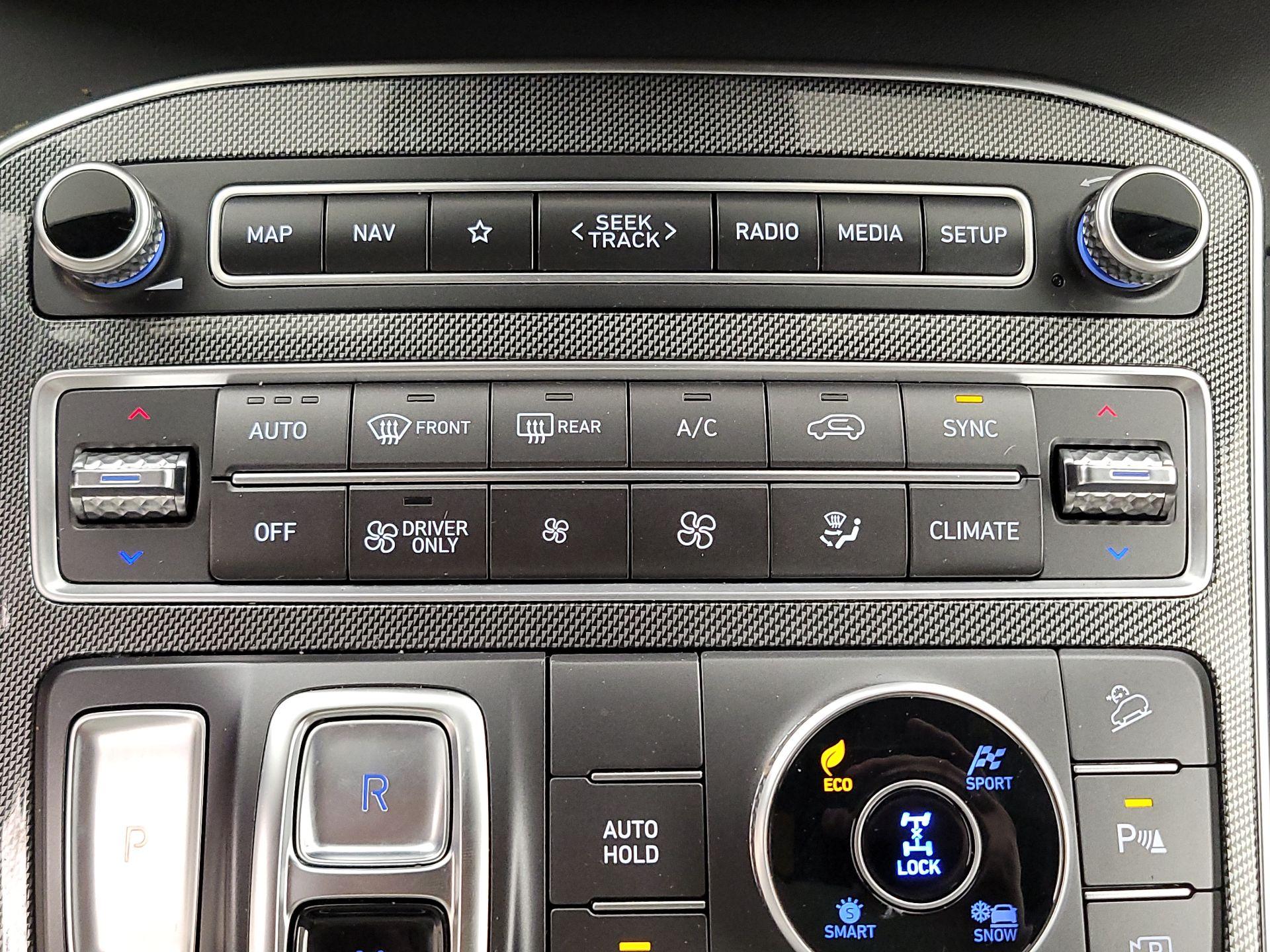 Thumbnail: 2023 Hyundai Santa Fe - 17