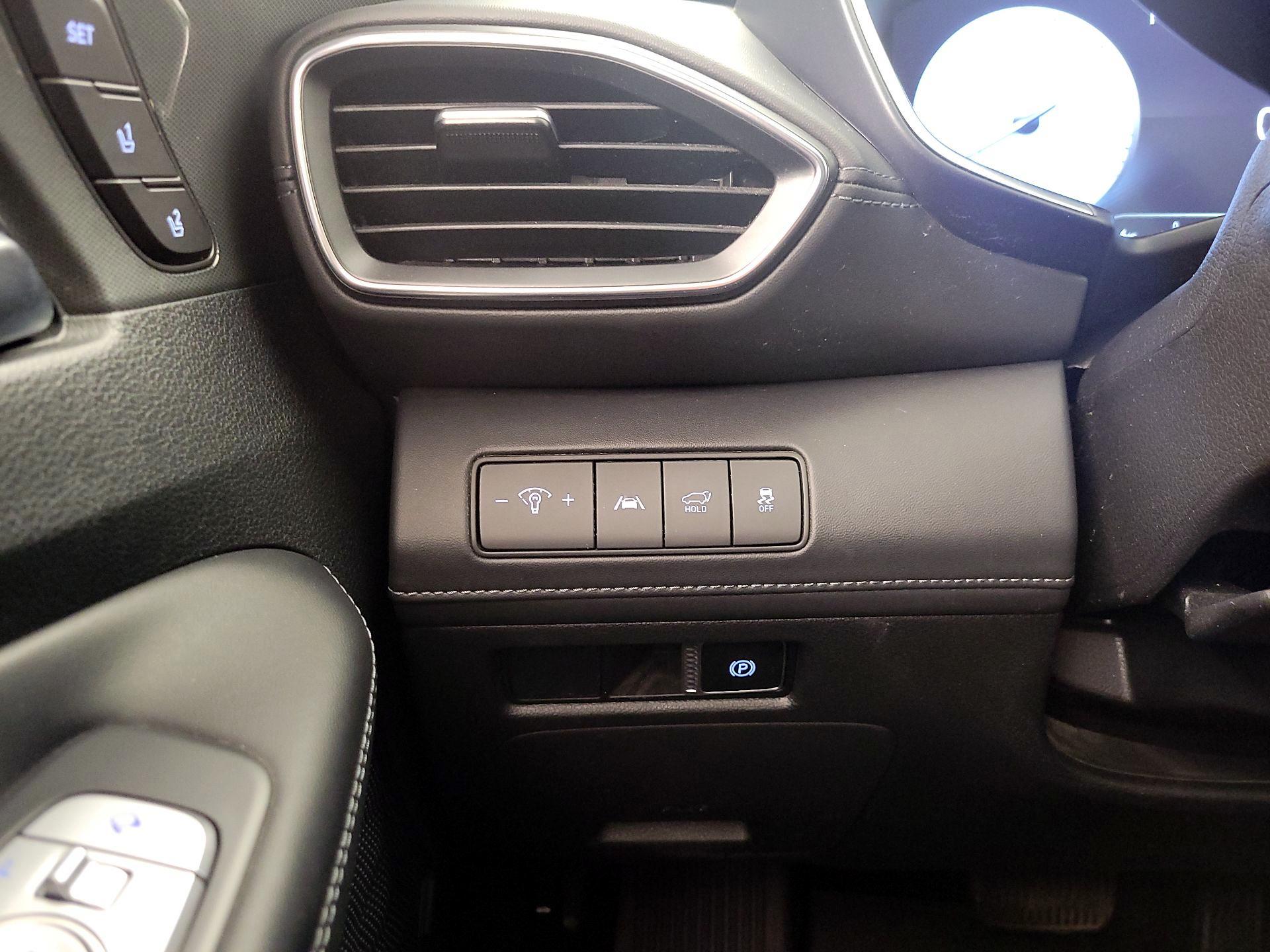 Thumbnail: 2023 Hyundai Santa Fe - 13