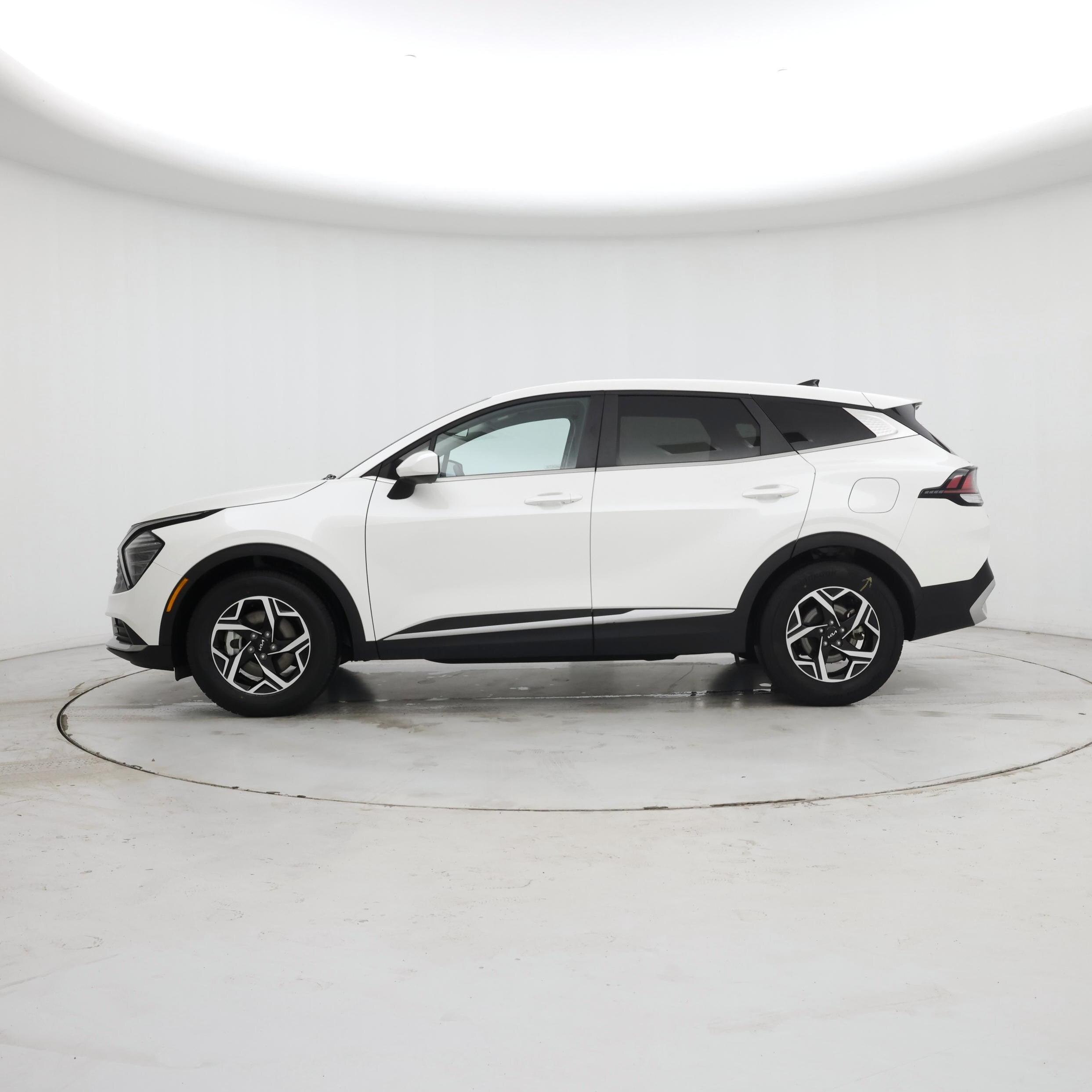 Thumbnail: 2024 Kia Sportage - 3