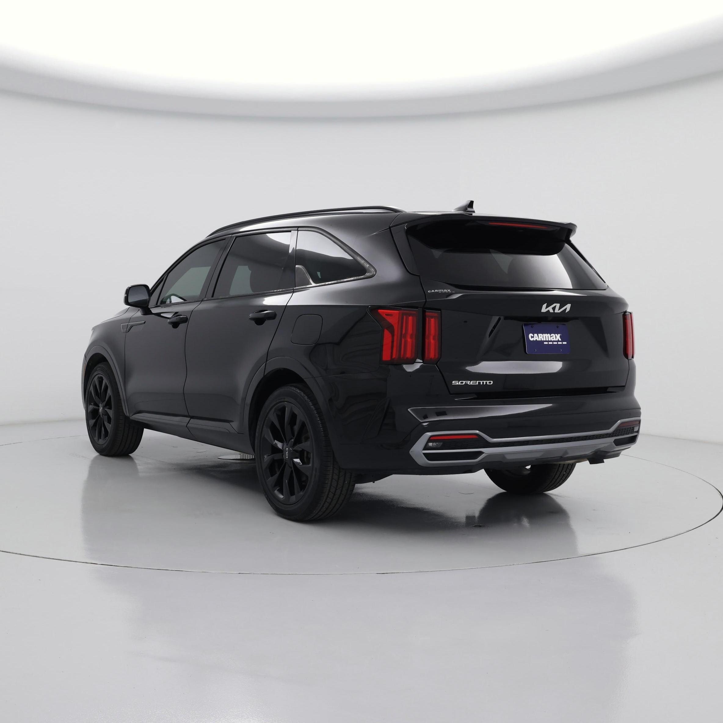 Thumbnail: 2023 Kia Sorento - 2