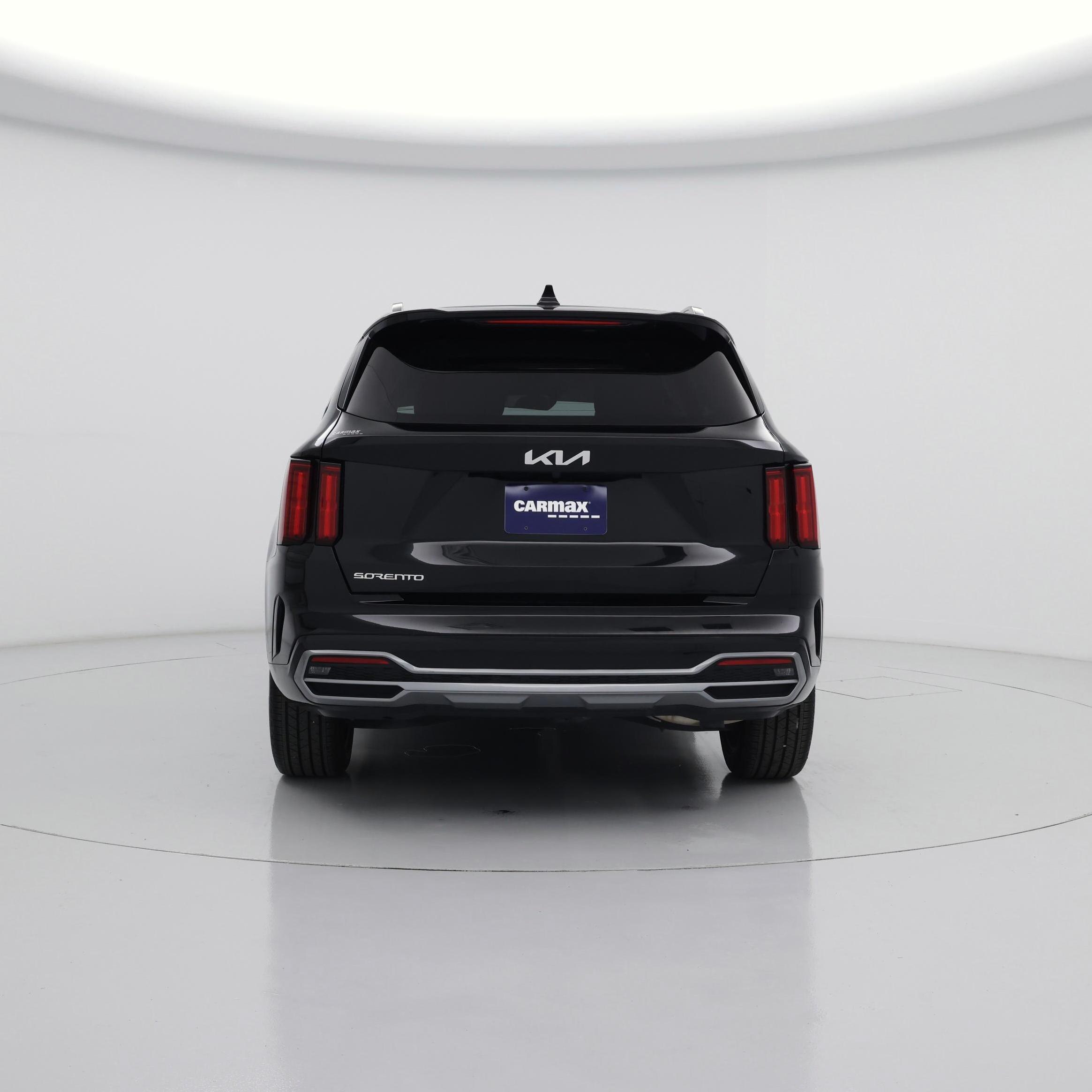 Thumbnail: 2023 Kia Sorento - 6