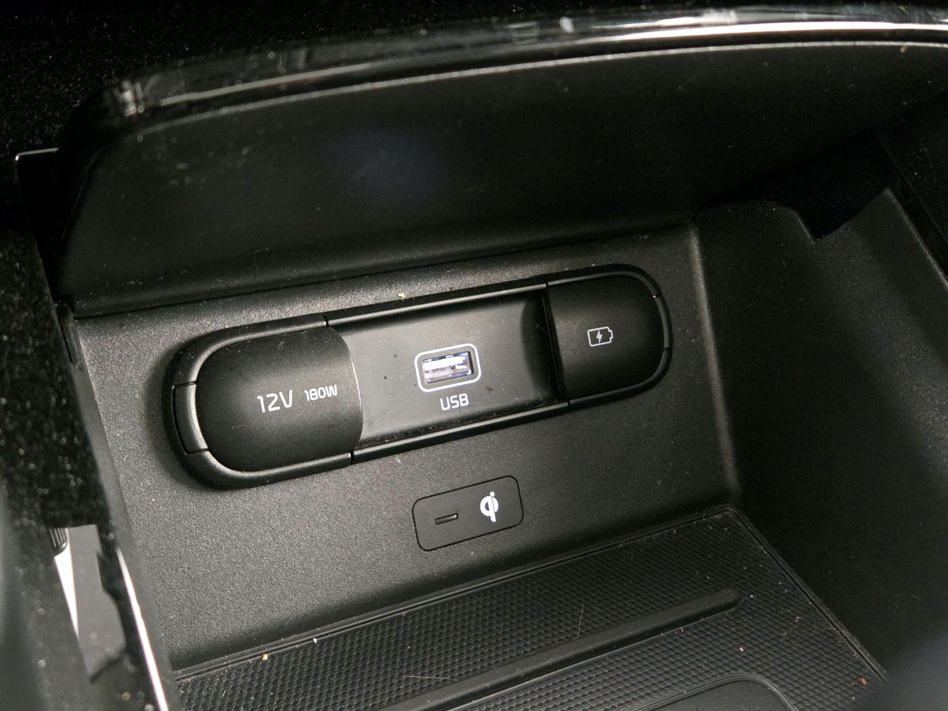 Thumbnail: 2022 Kia Telluride - 19