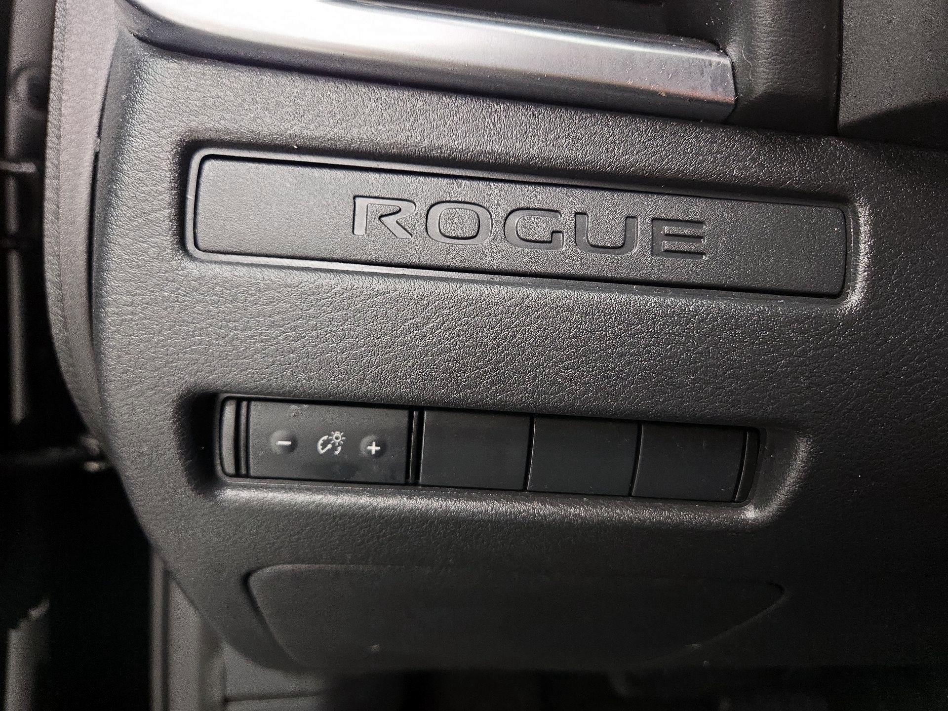 Thumbnail: 2023 Nissan Rogue - 13